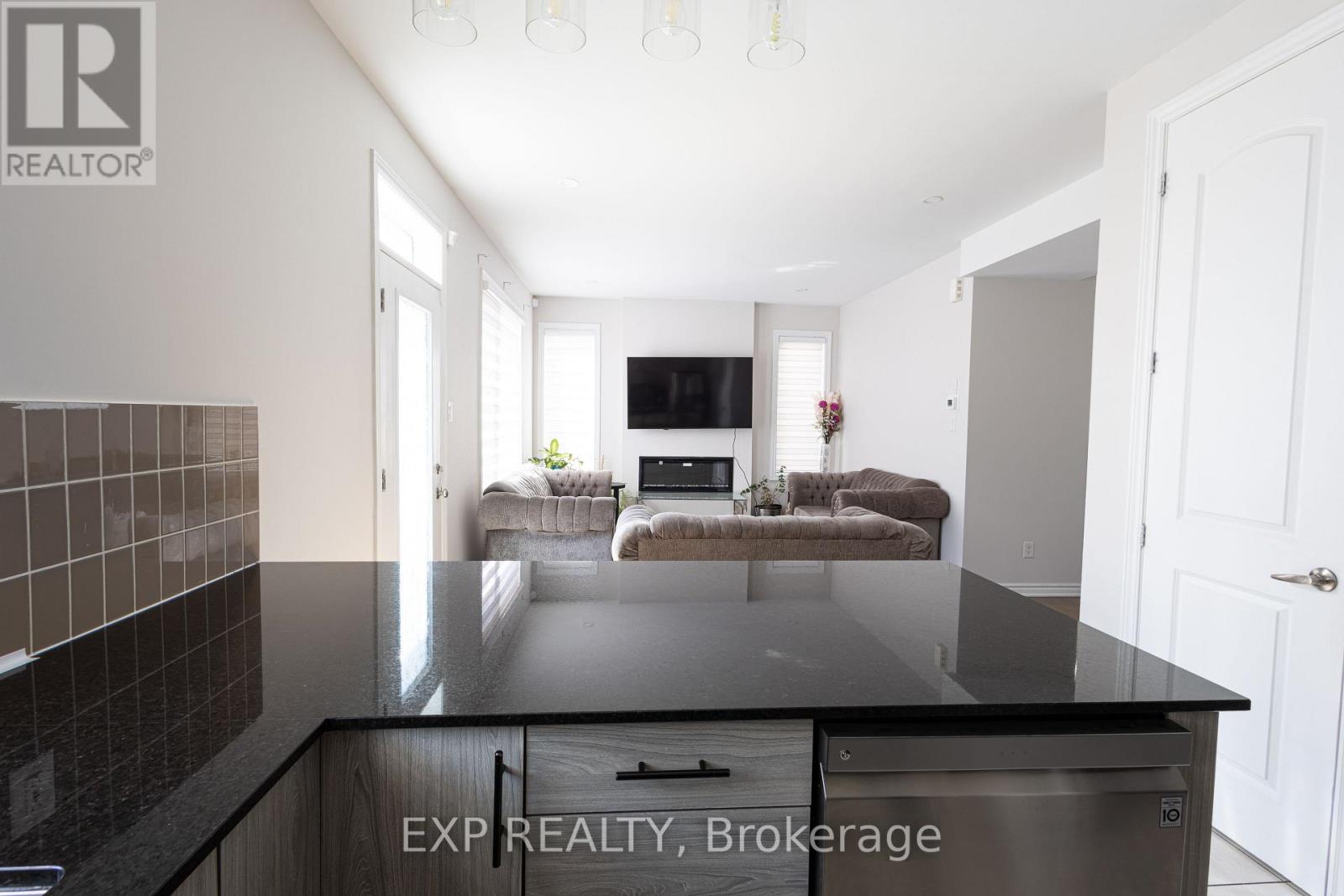 1008 Carden Lane, Ottawa, Ontario  K1W 0N3 - Photo 8 - X13574110
