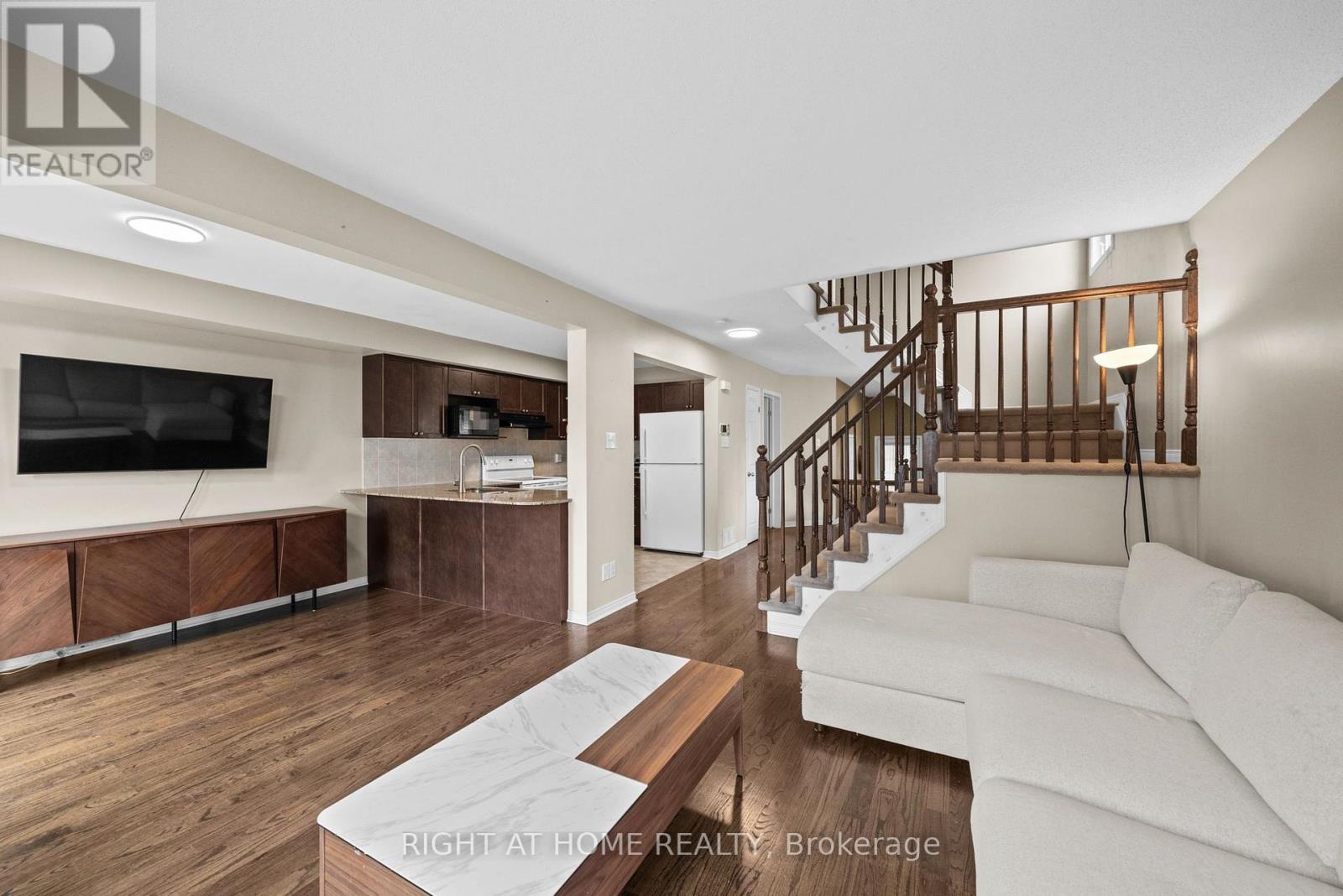 100 Lokoya Street, Ottawa, Ontario  K2S 0J3 - Photo 18 - X13574276