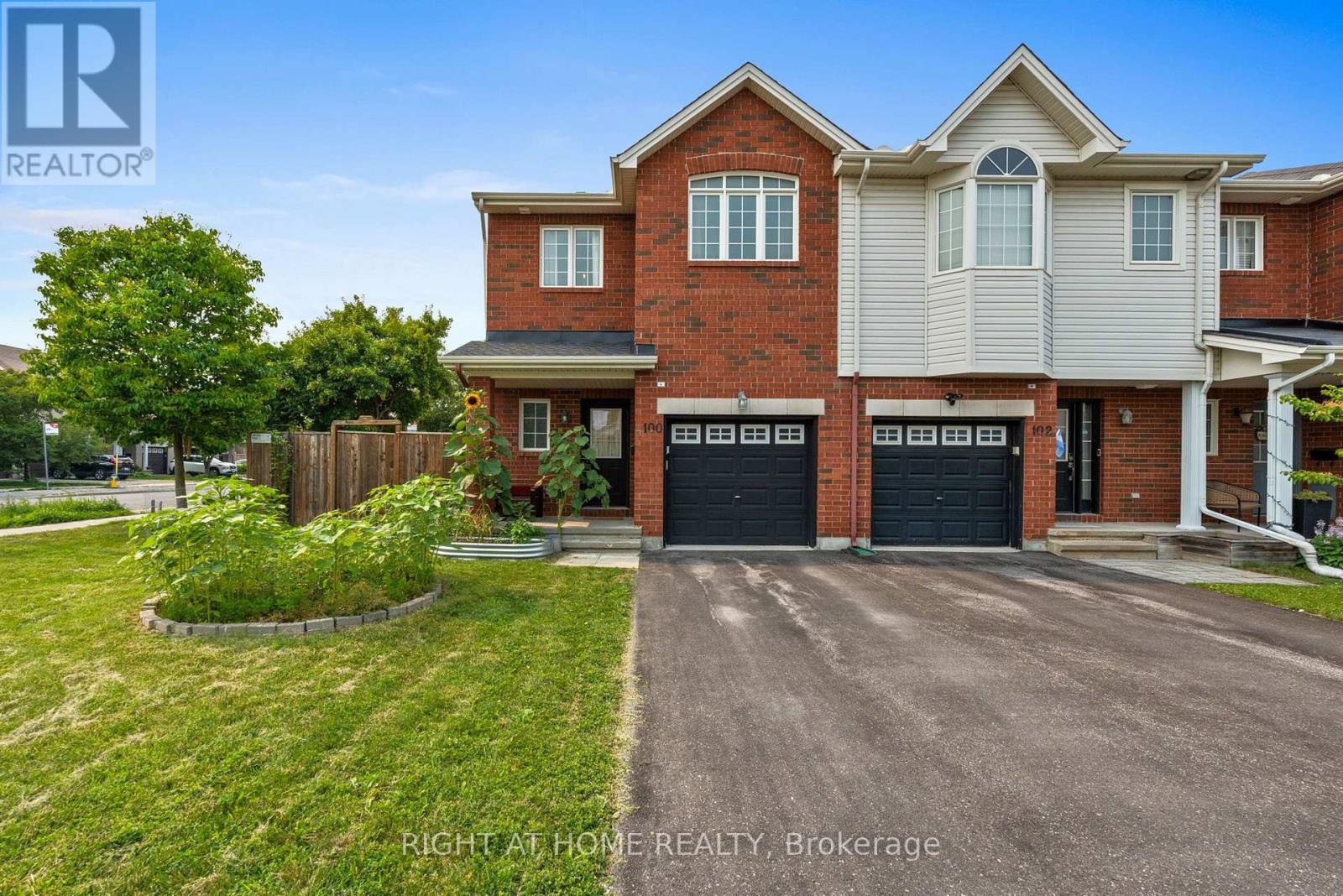 100 Lokoya Street, Ottawa, Ontario  K2S 0J3 - Photo 3 - X13574276