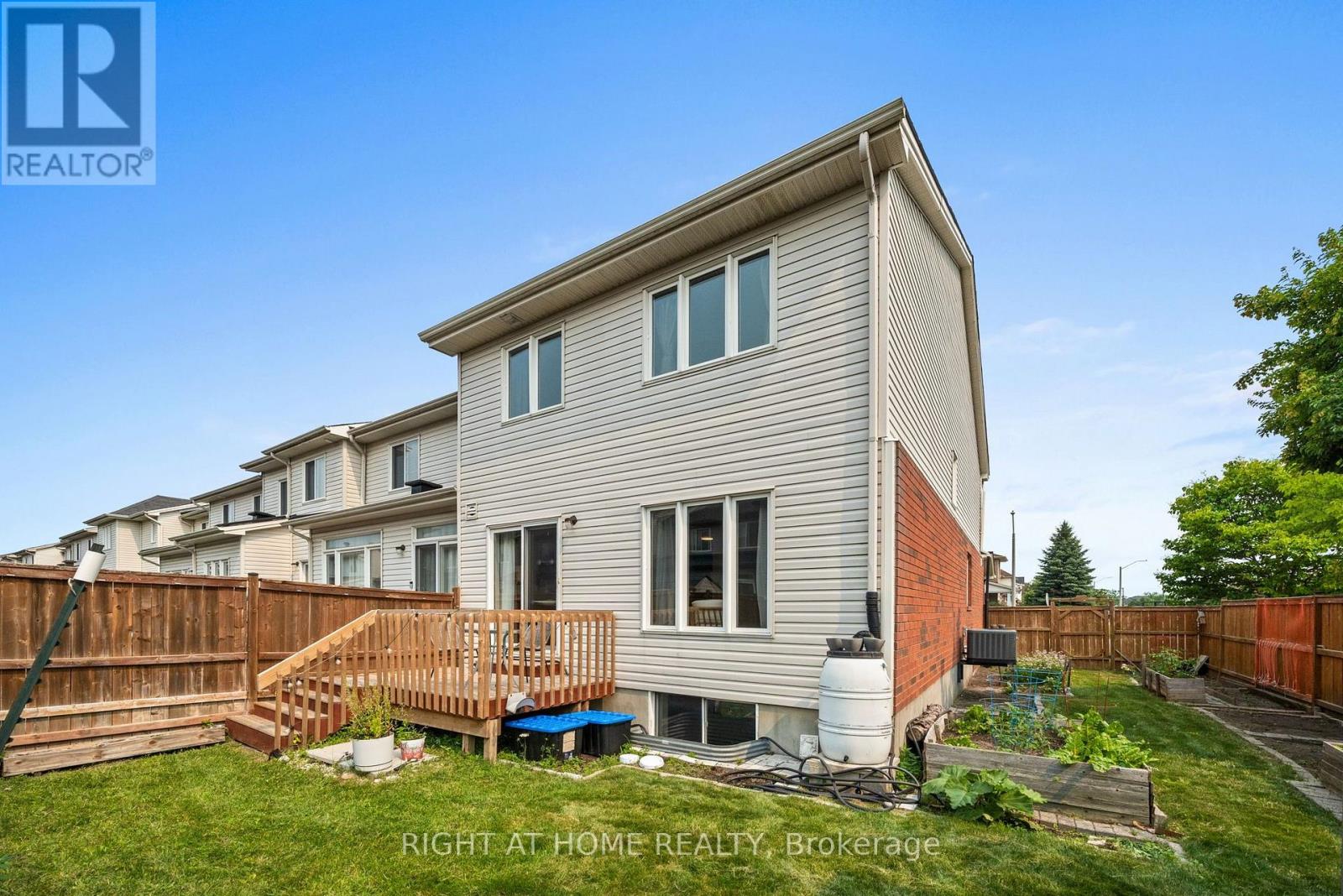 100 Lokoya Street, Ottawa, Ontario  K2S 0J3 - Photo 38 - X13574276