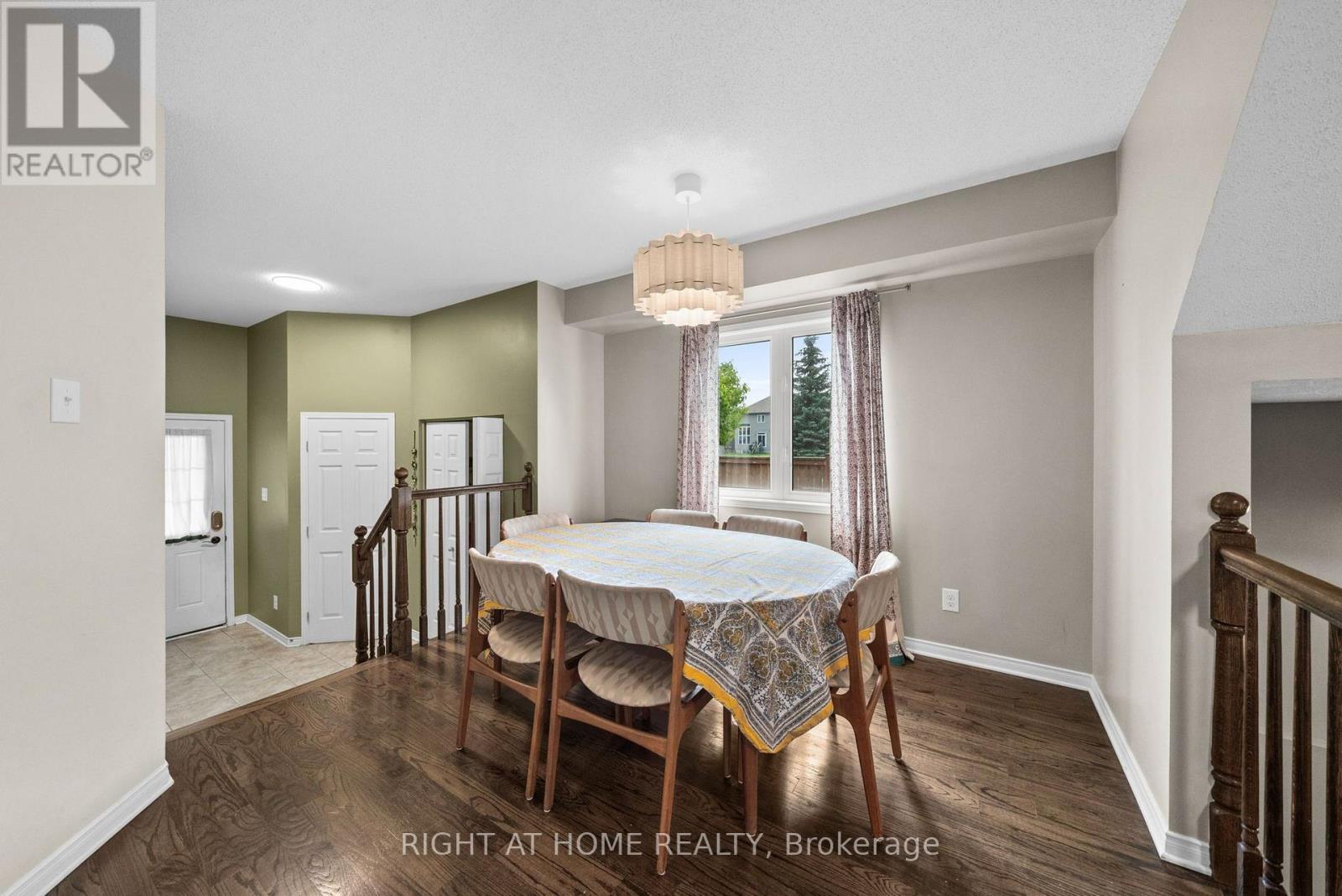 100 Lokoya Street, Ottawa, Ontario  K2S 0J3 - Photo 9 - X13574276