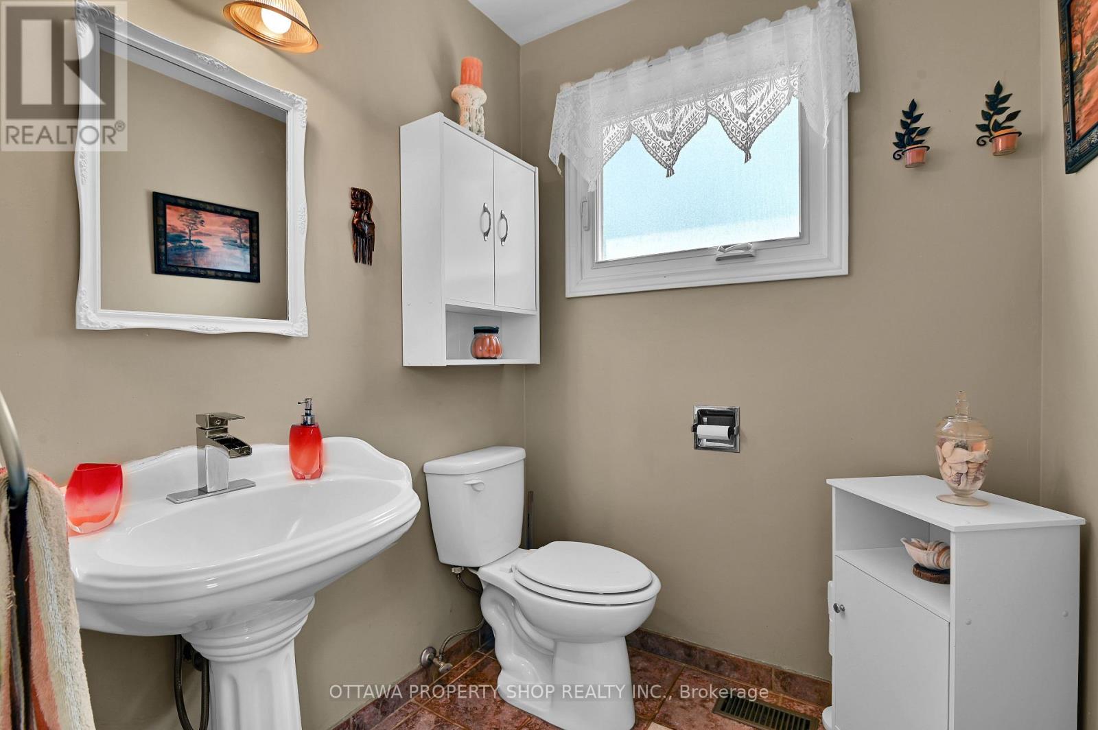 6268 Steamer Lane, Ottawa, Ontario  K1C 1C9 - Photo 15 - X13574302
