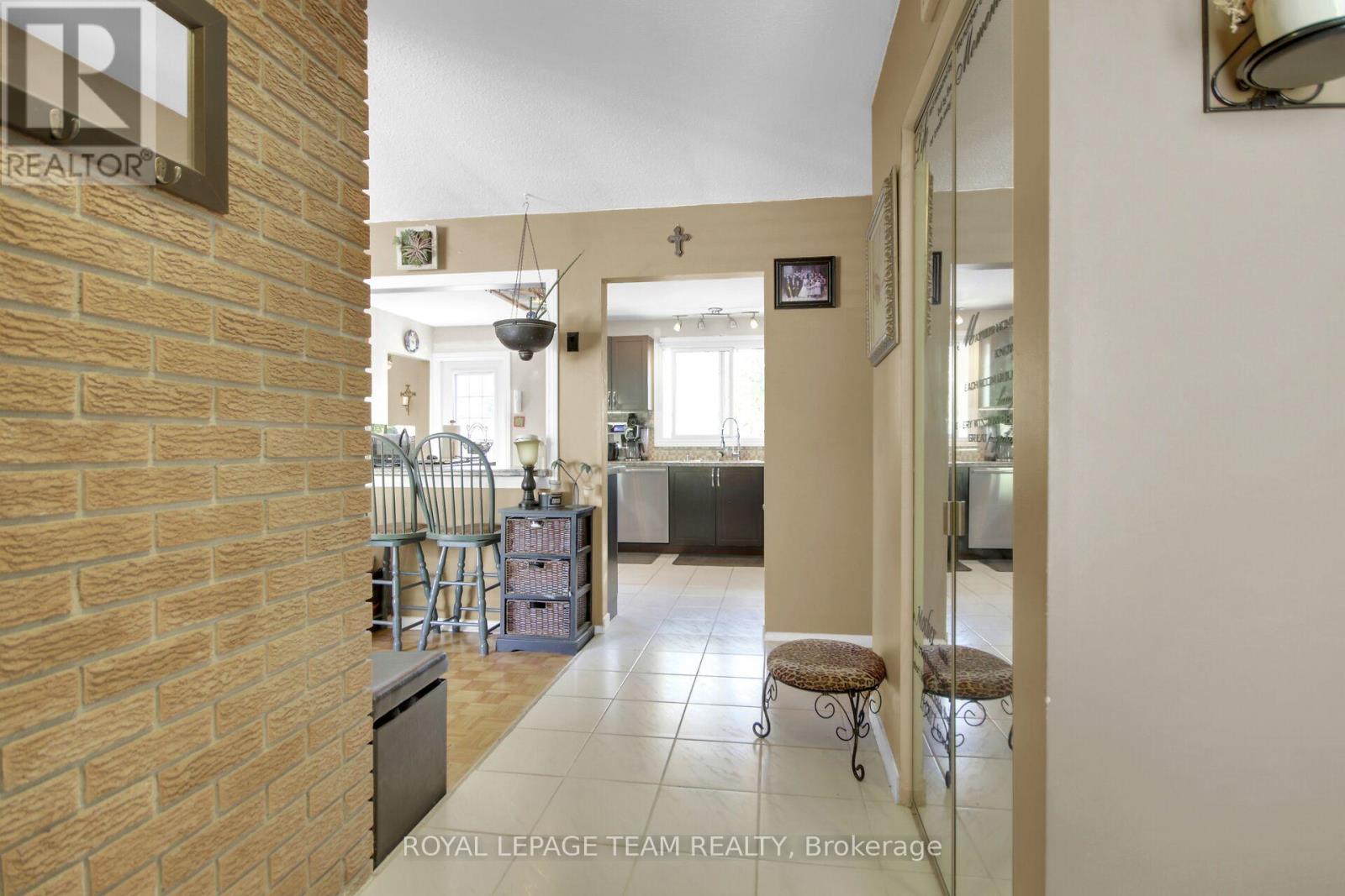 64 Owlshead Road, Ottawa, Ontario  K0A 3P0 - Photo 3 - X13574308
