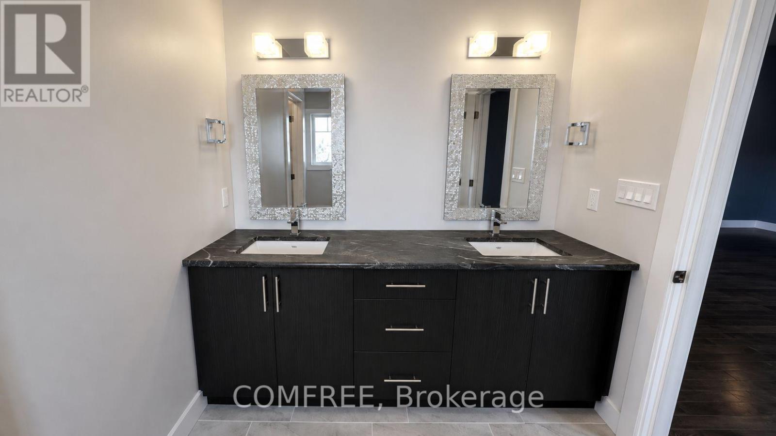 2024 Wateroak Drive, London North, Ontario  N6G 0M6 - Photo 16 - X13574320