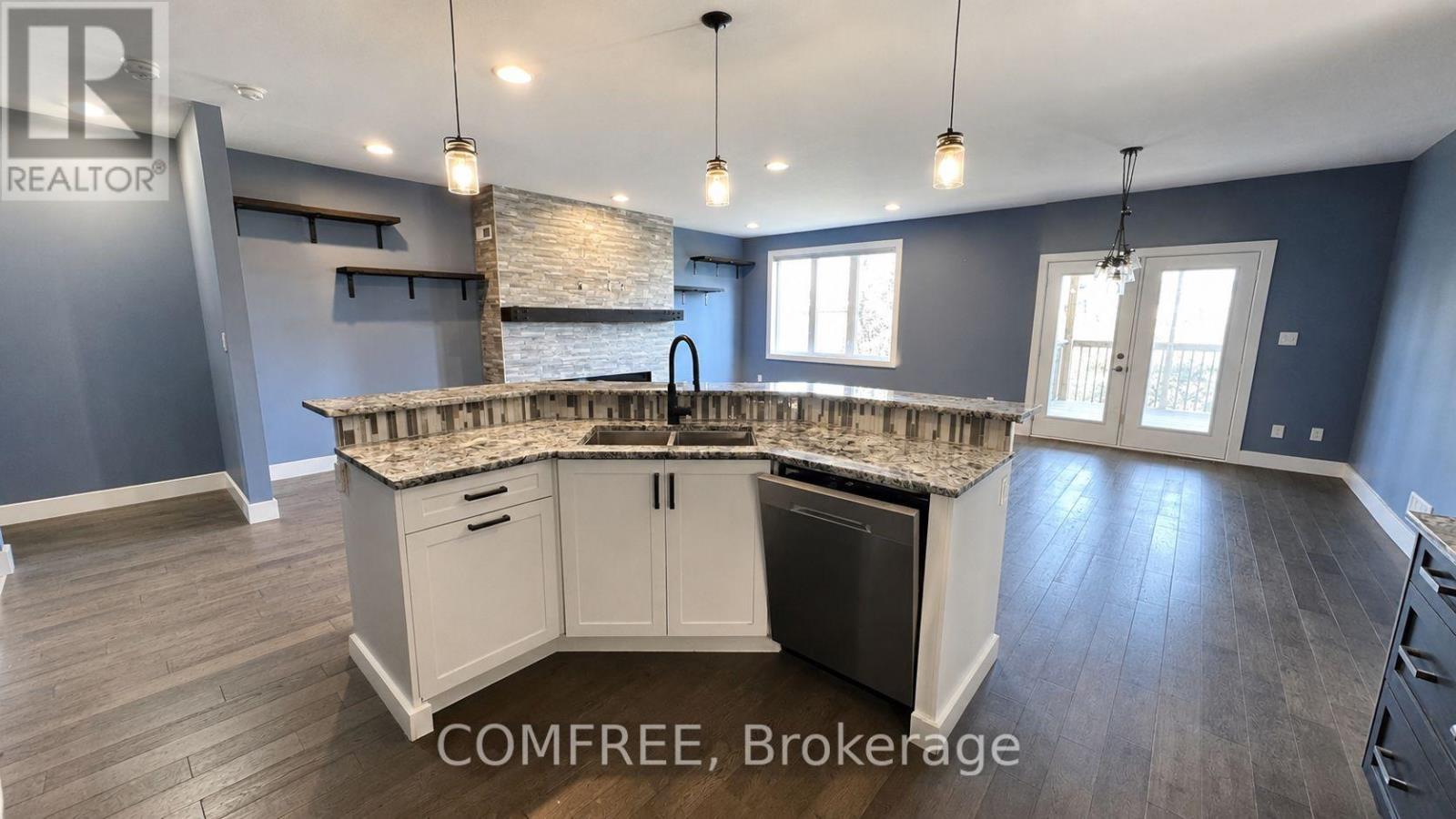 2024 Wateroak Drive, London North, Ontario  N6G 0M6 - Photo 6 - X13574320