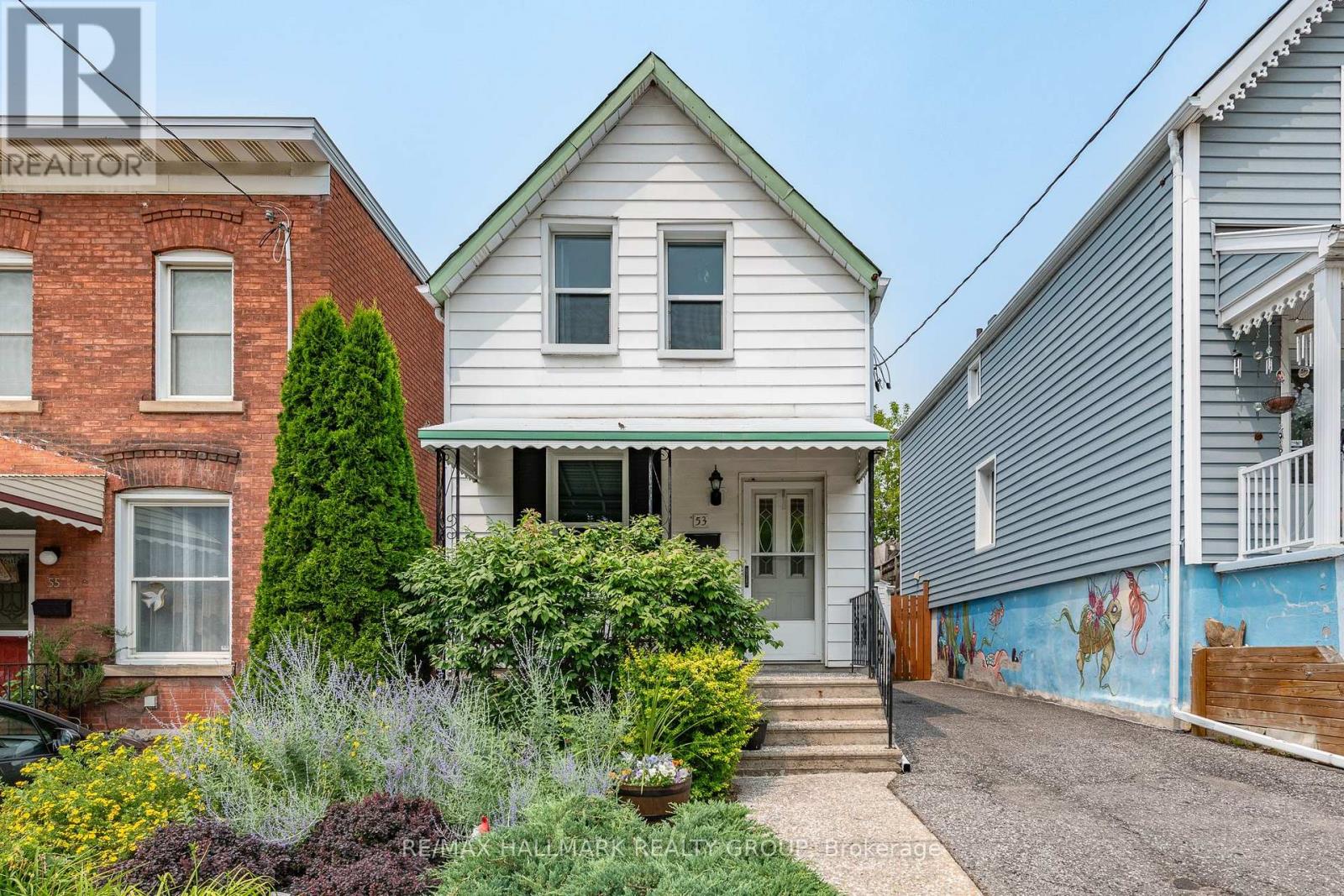 53 Louisa Street, Ottawa, Ontario  K1R 6Y7 - Photo 1 - X13574386