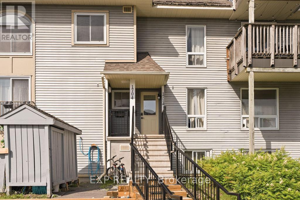 Unit #56 - 1704 Tanguay Court, Ottawa, Ontario  K2L 3X8 - Photo 5 - X13574774