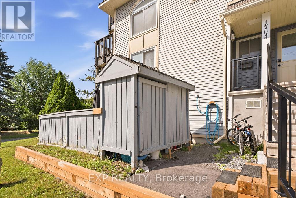 Unit #56 - 1704 Tanguay Court, Ottawa, Ontario  K2L 3X8 - Photo 7 - X13574774