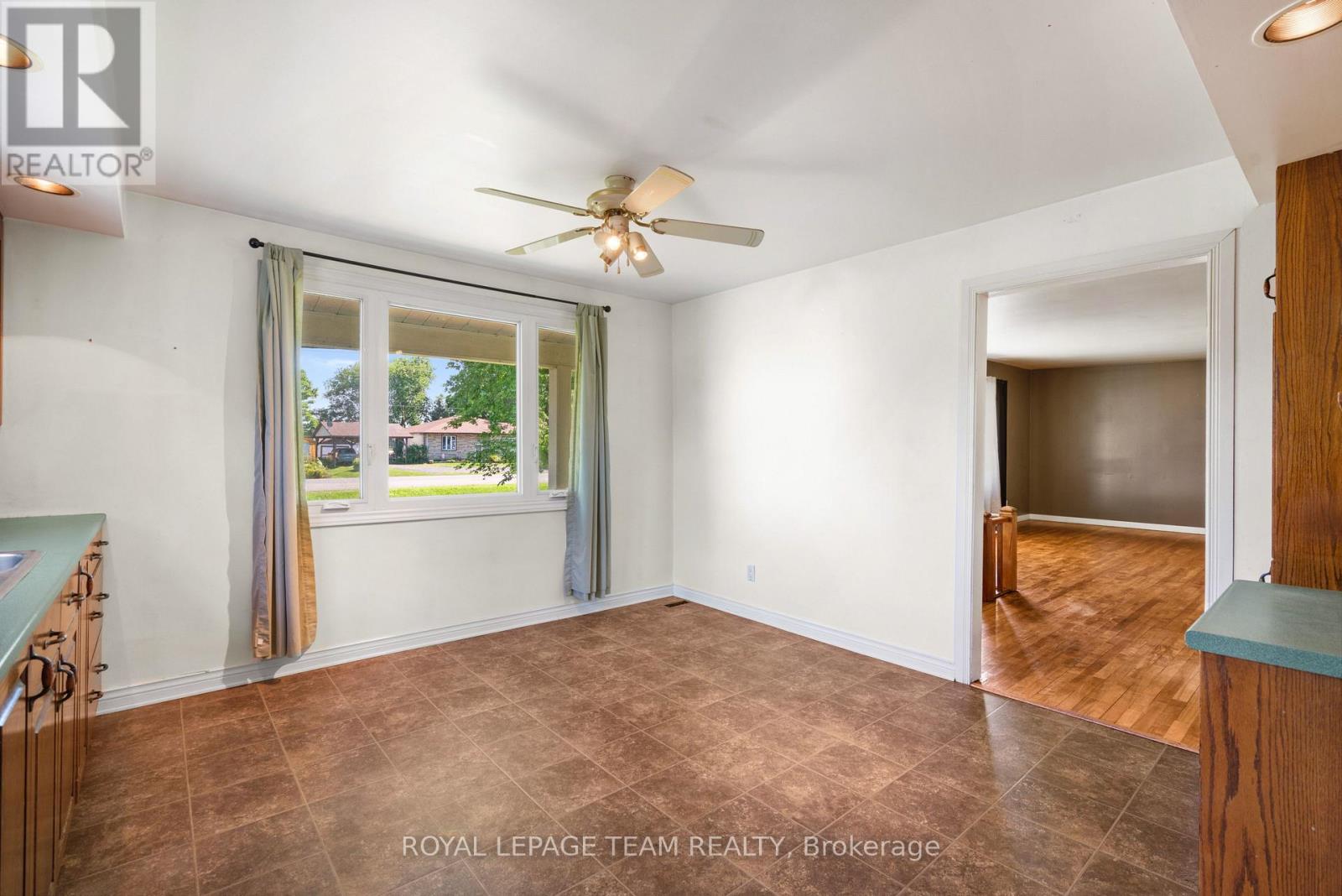 12029 Main Street, North Dundas, Ontario  K0C 2K0 - Photo 13 - X13574776