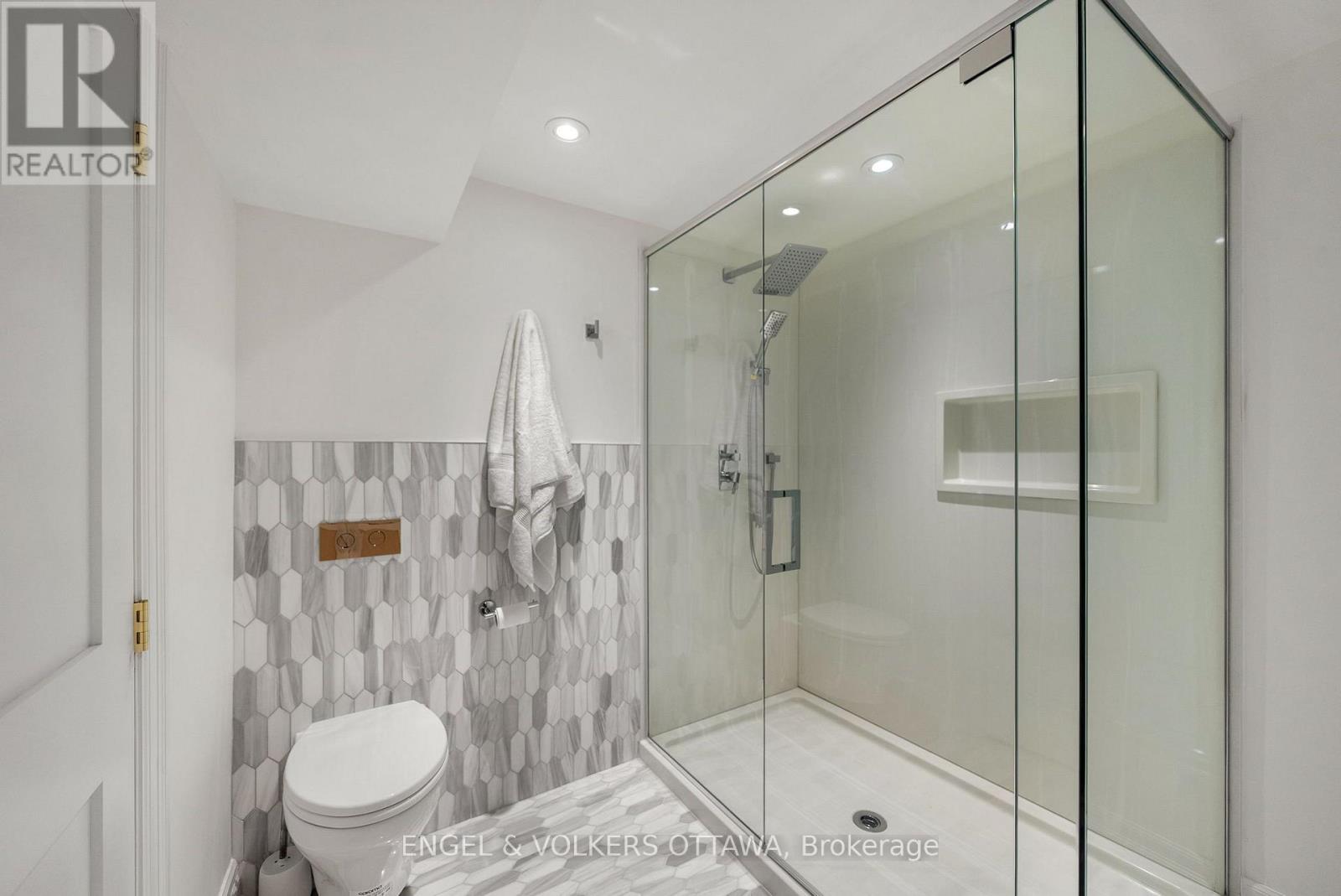 31 Woodlawn Avenue, Ottawa, Ontario  K1S 2S8 - Photo 47 - X13574792