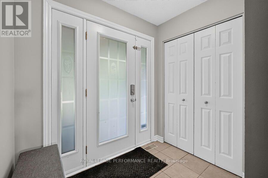 266 Mica Crescent, Clarence-Rockland, Ontario  K4K 0E2 - Photo 4 - X13574914