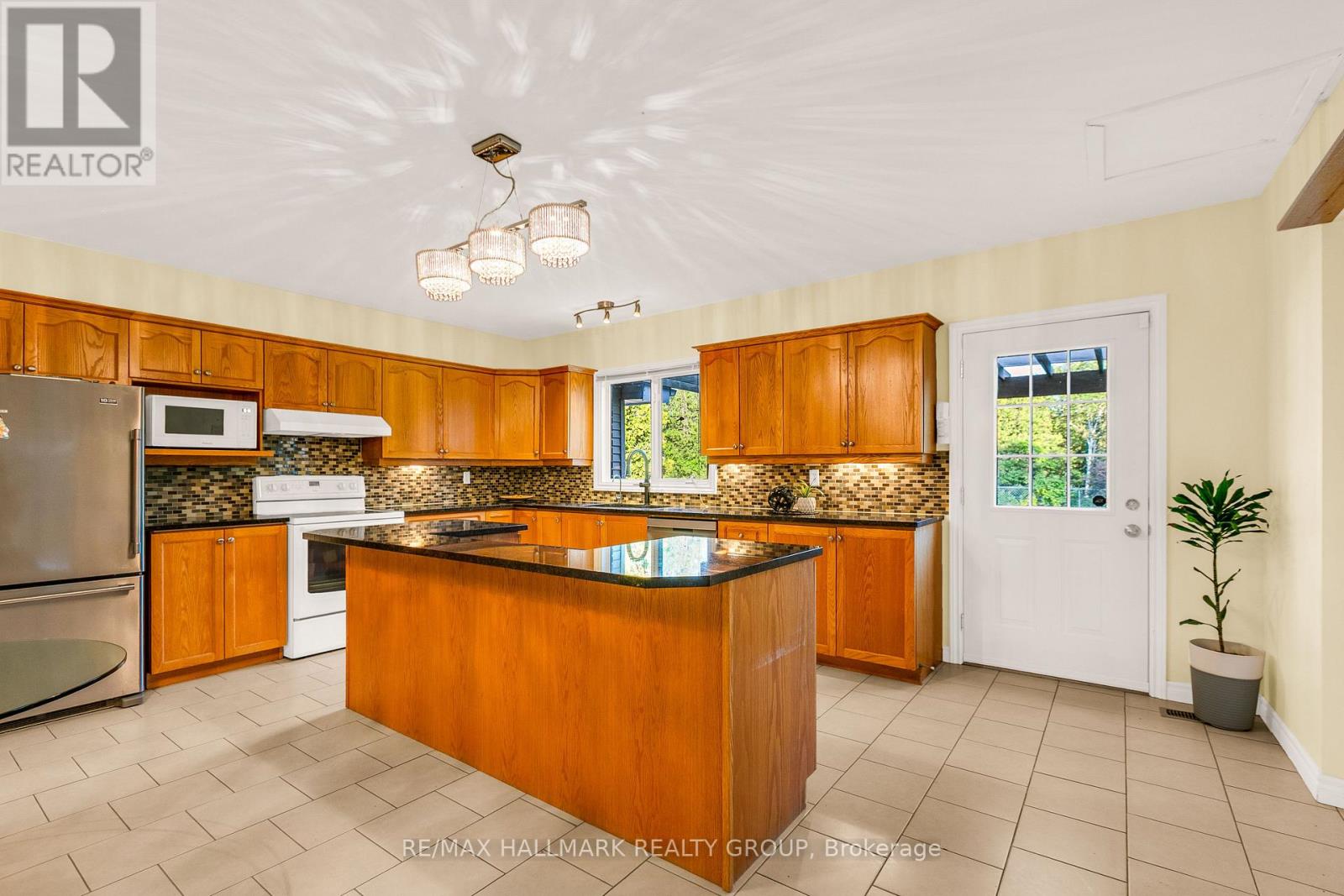 7316 Flewellyn Road, Ottawa, Ontario  K2S 1B6 - Photo 20 - X13574934