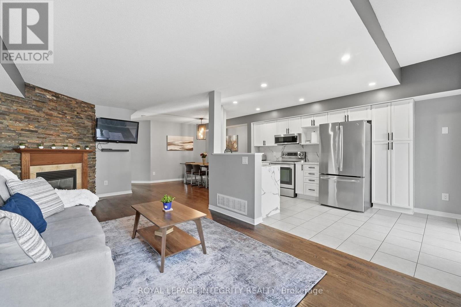 300 Rolling Meadow Crescent, Ottawa, Ontario  K1W 0A7 - Photo 11 - X13575214