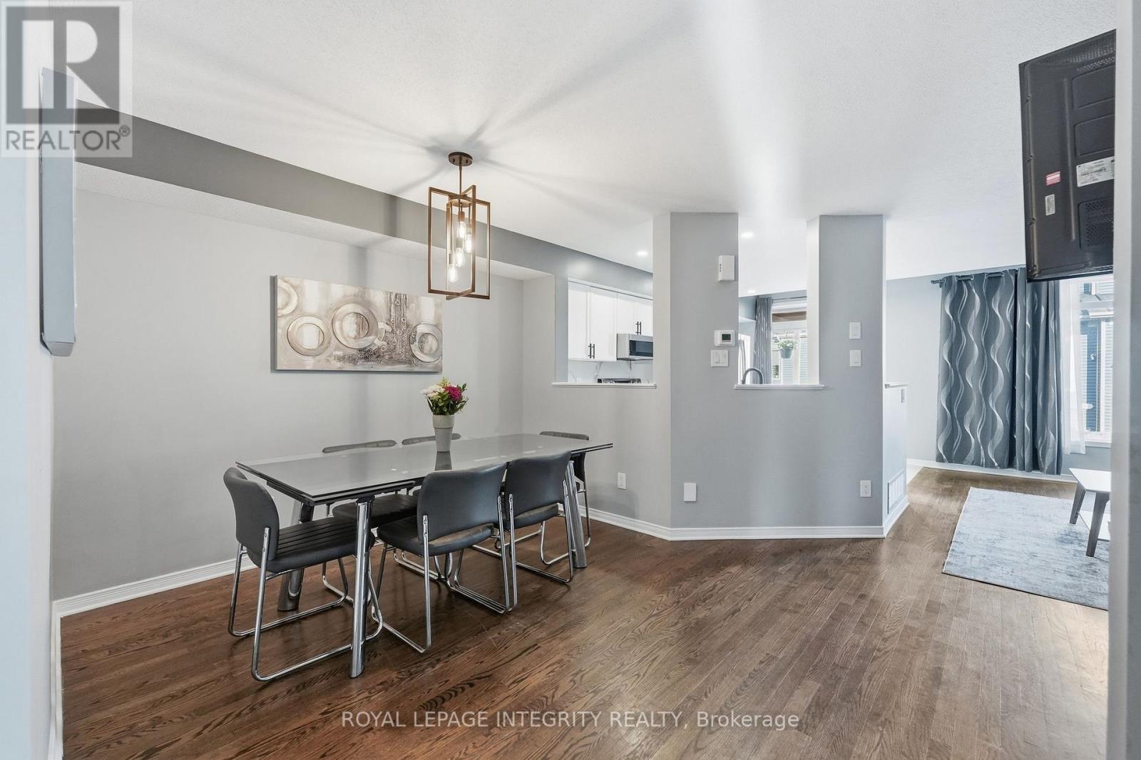 300 Rolling Meadow Crescent, Ottawa, Ontario  K1W 0A7 - Photo 4 - X13575214