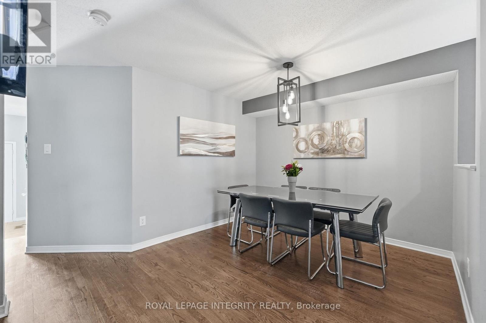 300 Rolling Meadow Crescent, Ottawa, Ontario  K1W 0A7 - Photo 5 - X13575214