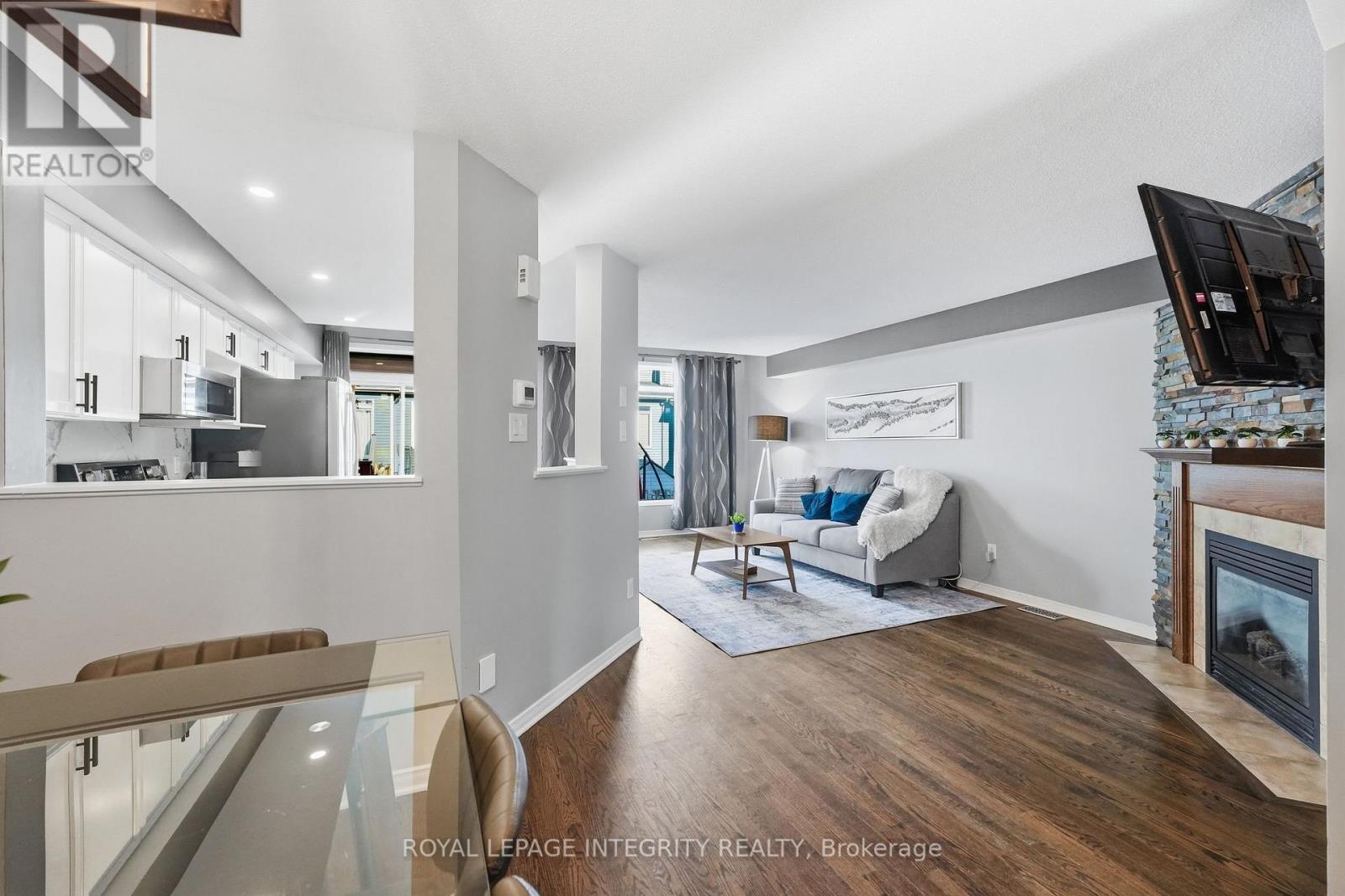 300 Rolling Meadow Crescent, Ottawa, Ontario  K1W 0A7 - Photo 7 - X13575214