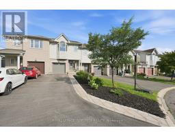300 ROLLING MEADOW CRESCENT, Ottawa, Ontario