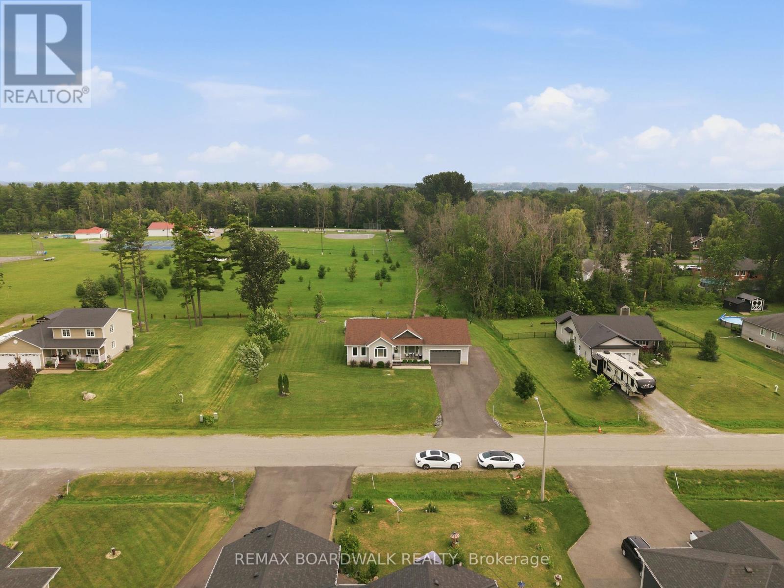 17 Albert Street, Edwardsburgh/cardinal, Ontario  K0E 1T1 - Photo 6 - X13575282