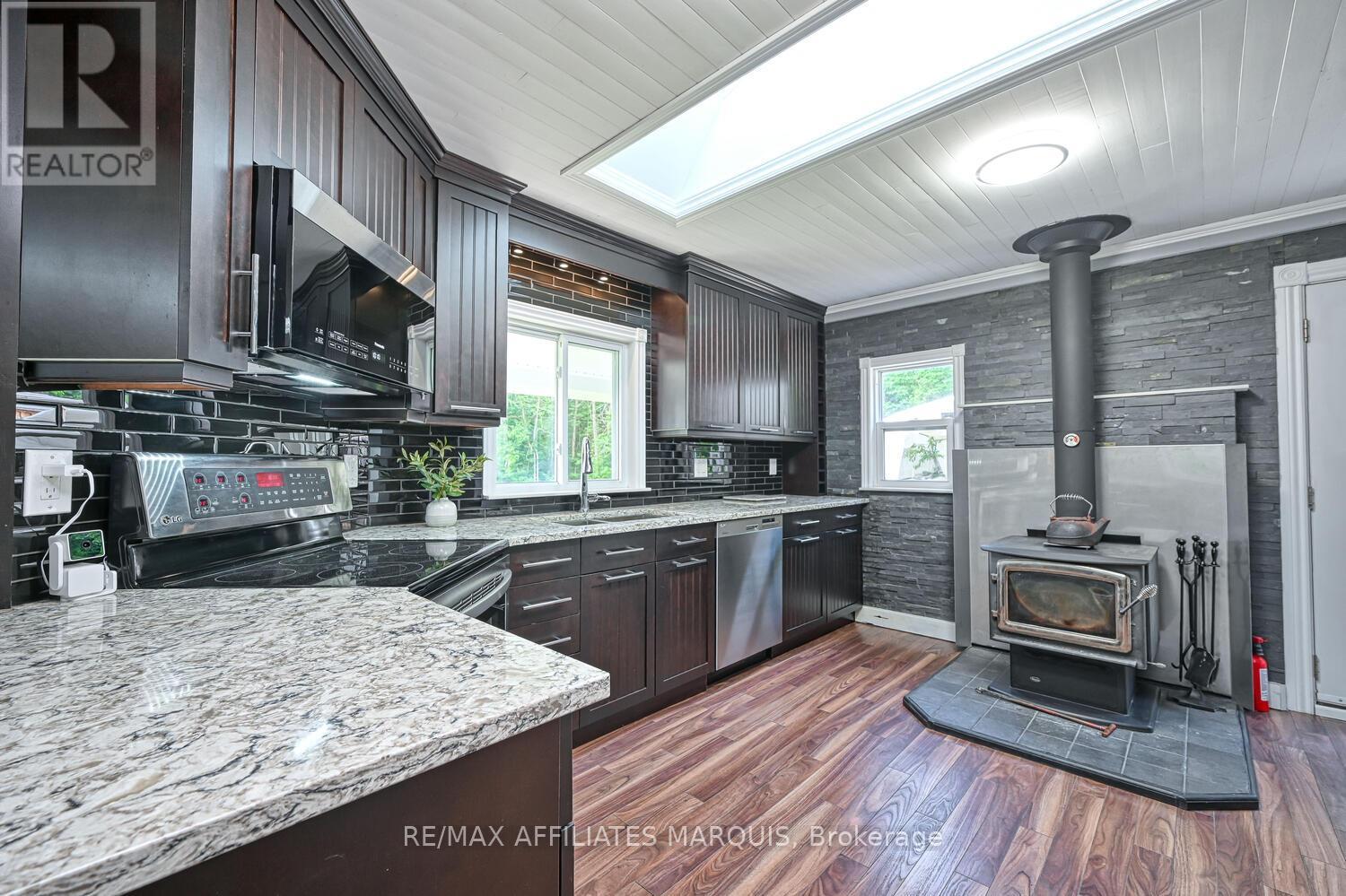 103 County 8 Road, Elizabethtown-Kitley, Ontario  K0E 1Y0 - Photo 19 - X13575546