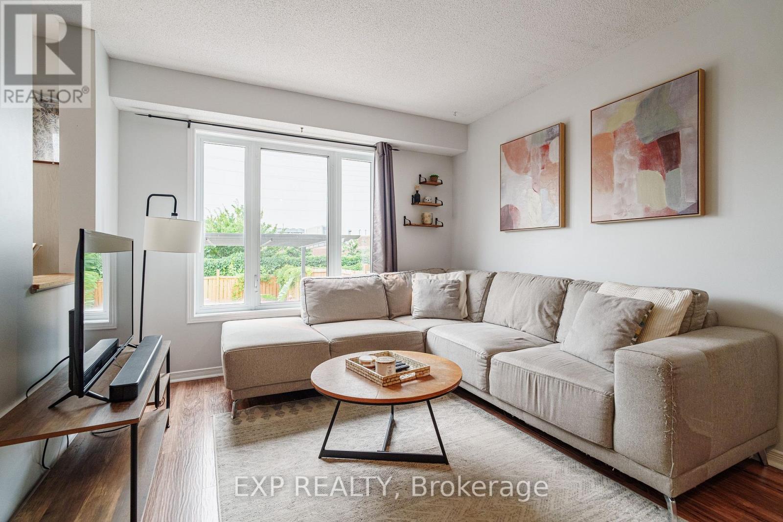 2010 Scully Way, Ottawa, Ontario  K4A 4L8 - Photo 4 - X13575606