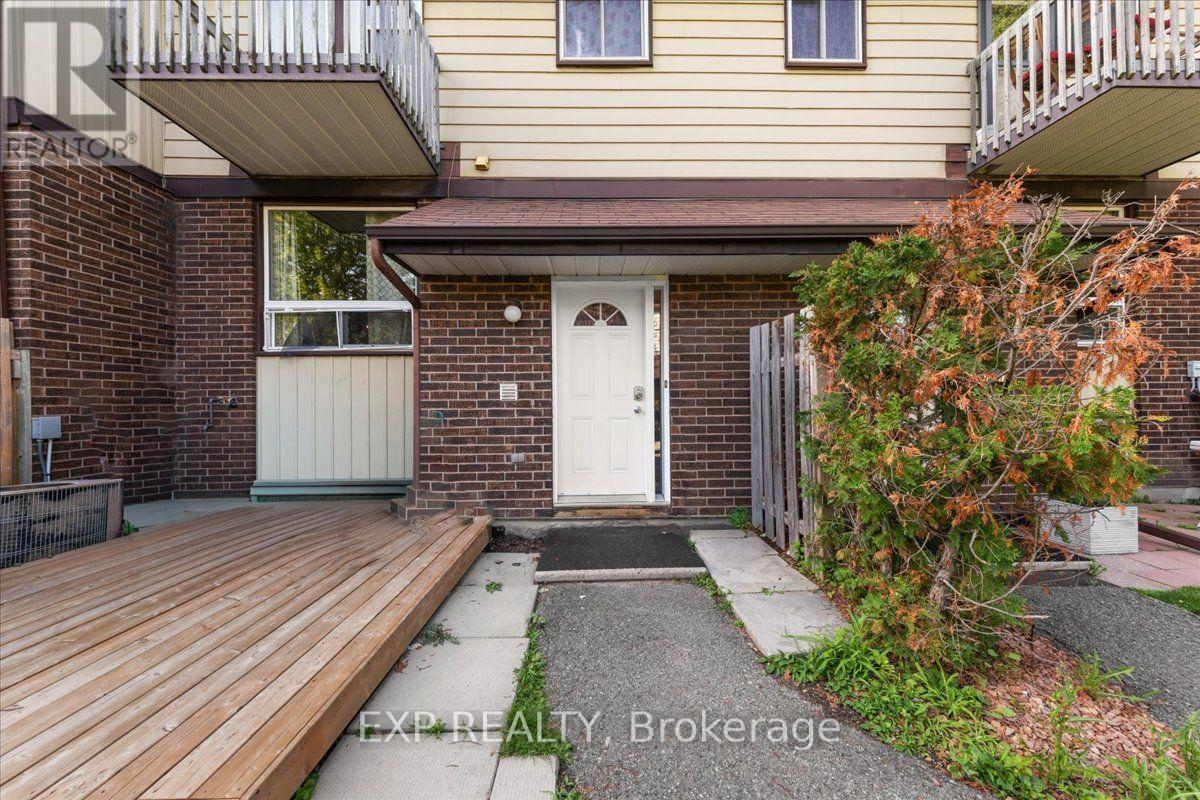 9 - 407 Montfort Street, Ottawa, Ontario  K1L 8G8 - Photo 2 - X13575632