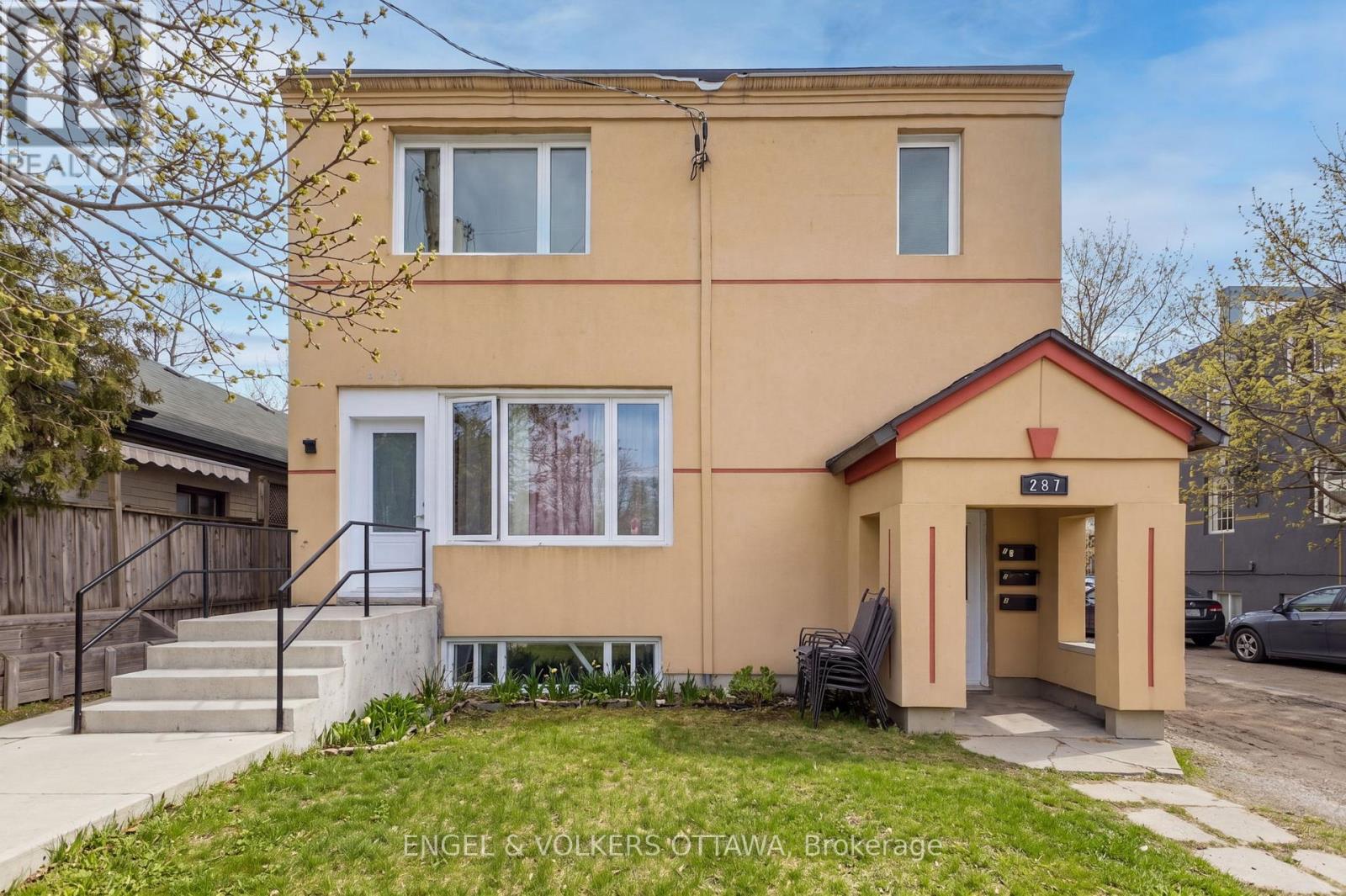287 St Laurent Boulevard, Ottawa, Ontario  K1K 2Z3 - Photo 1 - X13575656
