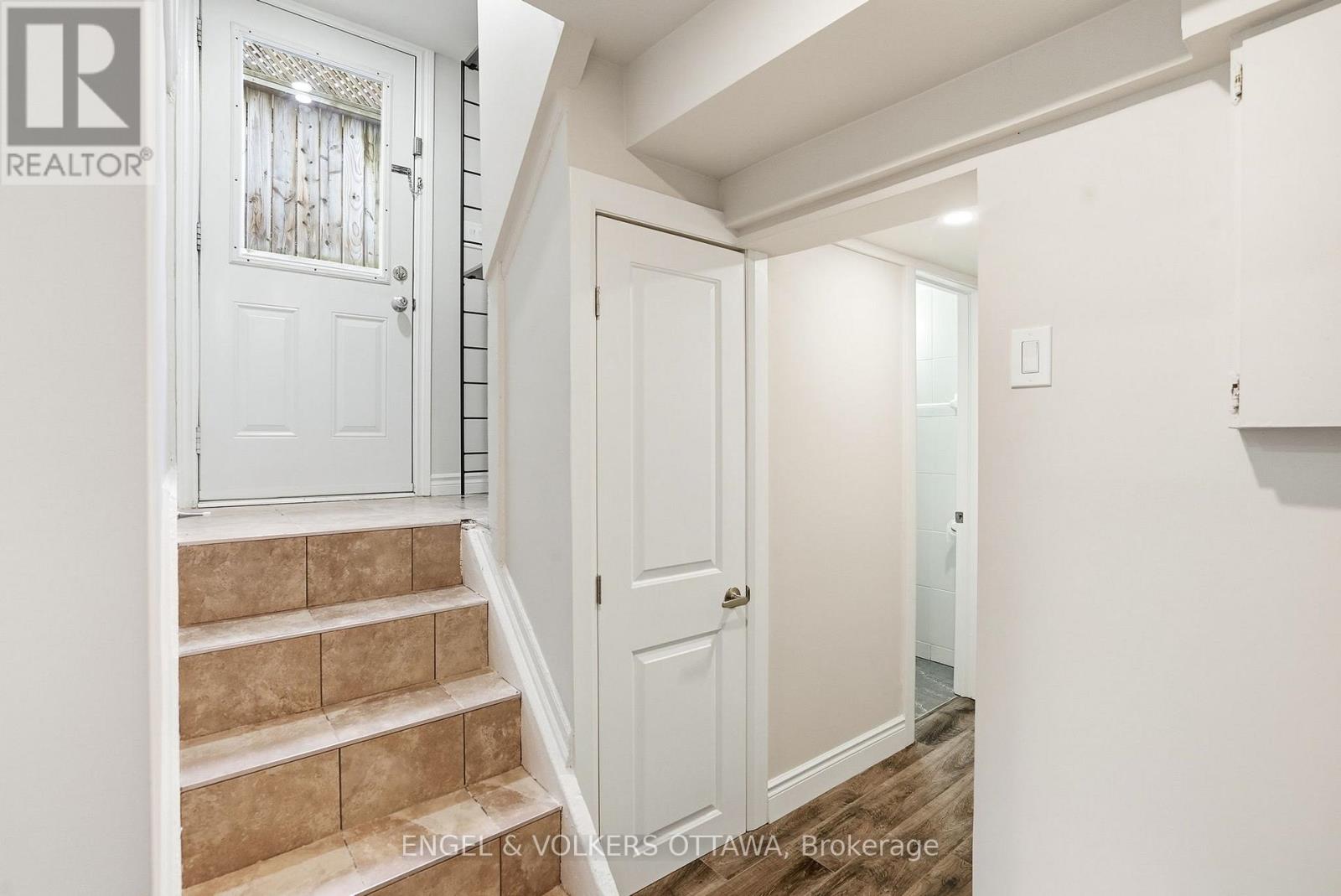 287 St Laurent Boulevard, Ottawa, Ontario  K1K 2Z3 - Photo 34 - X13575656