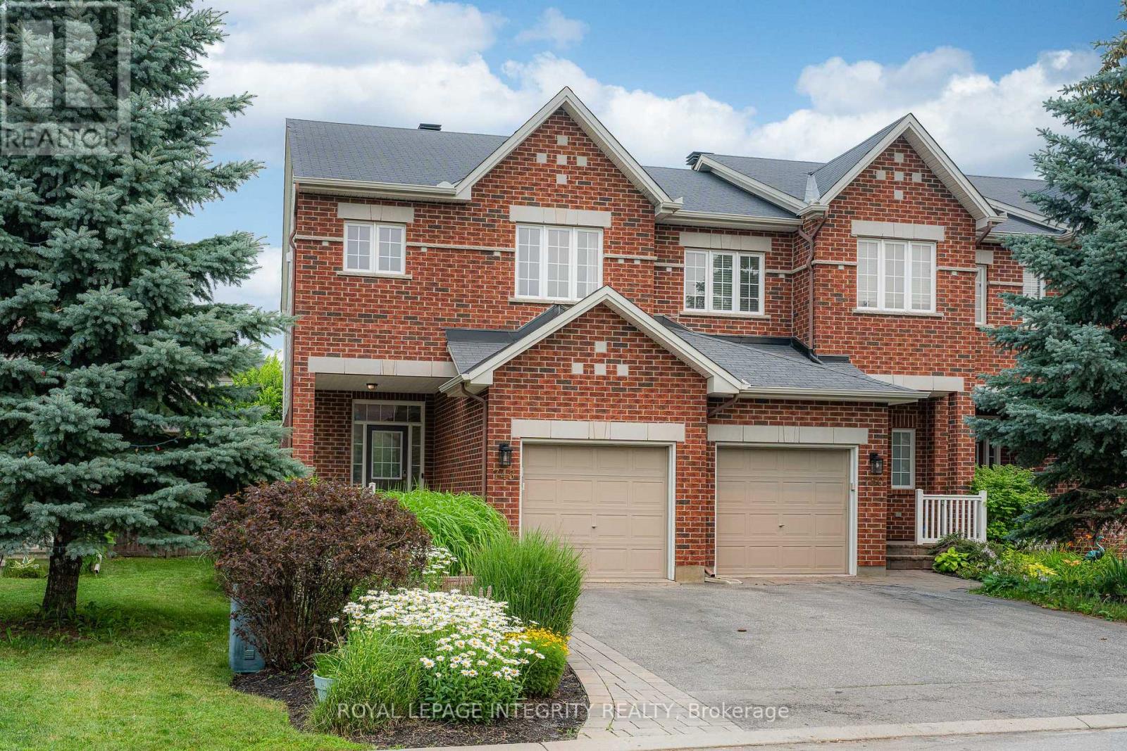 748 Bowercrest Crescent, Ottawa, Ontario  K1V 2M3 - Photo 2 - X13575810