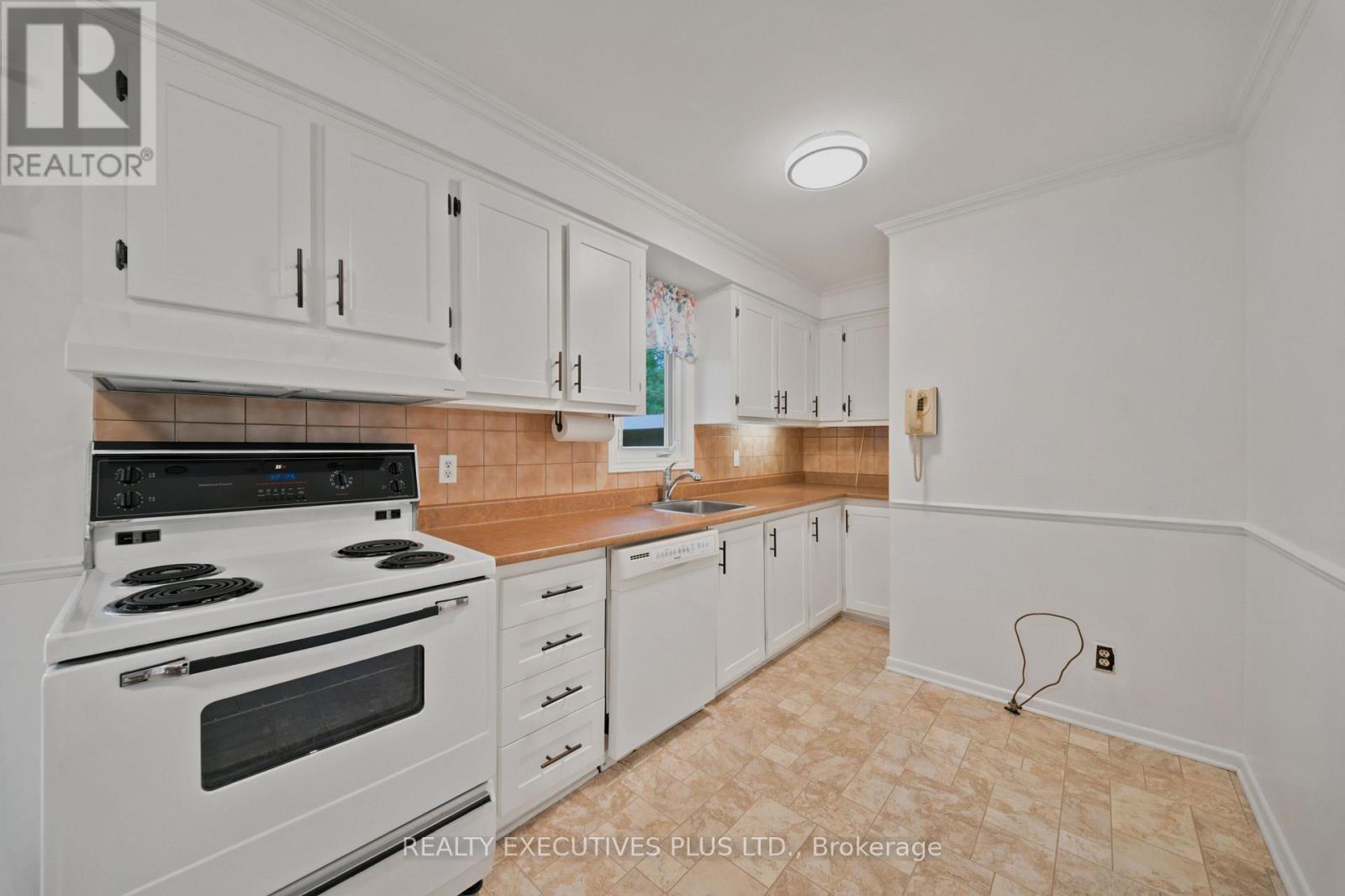 2593 Cleroux Crescent, Ottawa, Ontario  K1W 1B6 - Photo 11 - X13575878