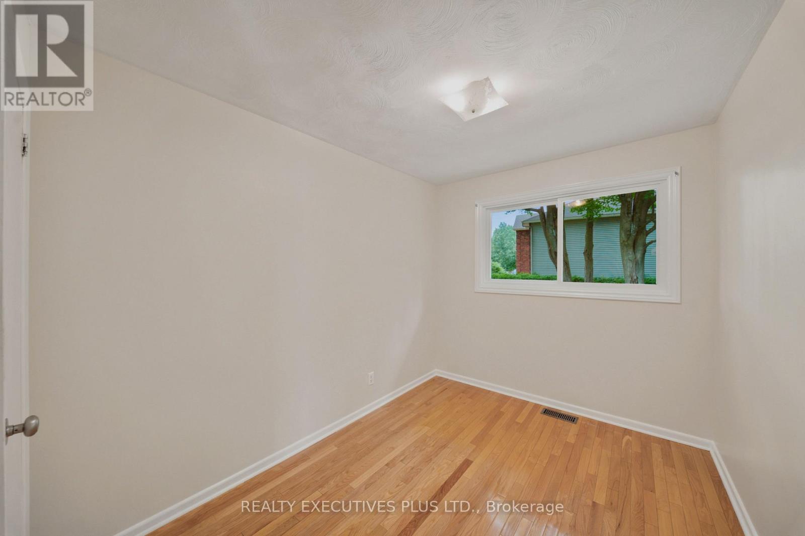 2593 Cleroux Crescent, Ottawa, Ontario  K1W 1B6 - Photo 21 - X13575878