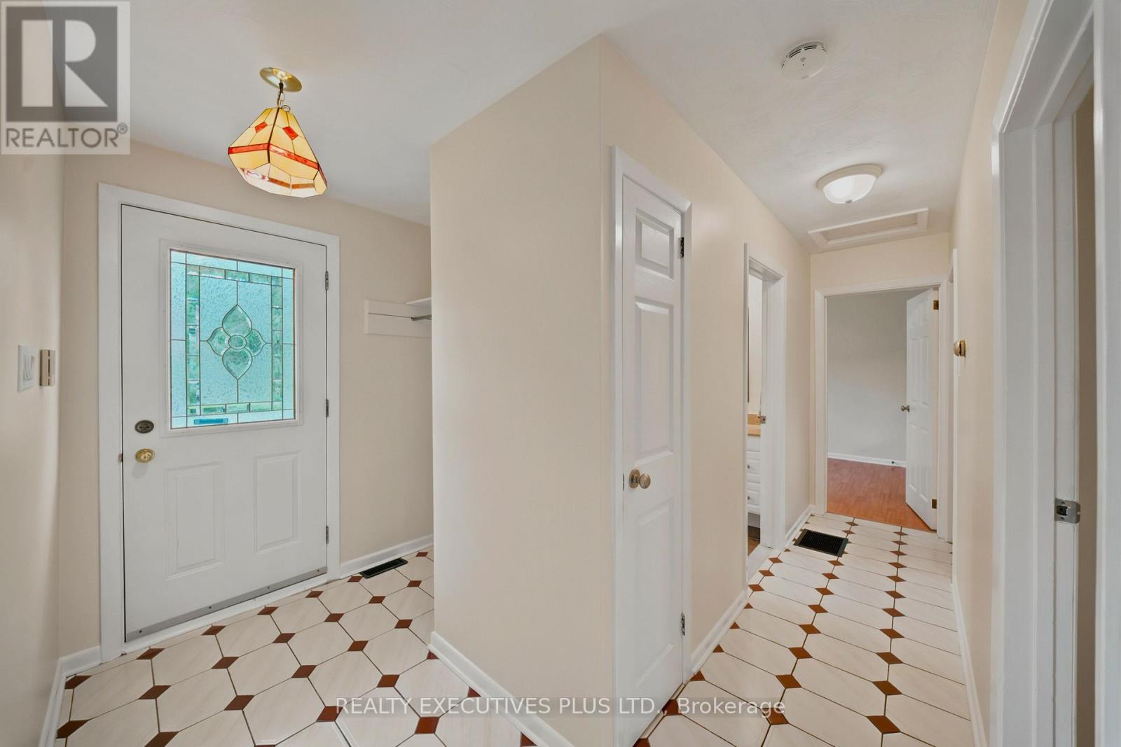 2593 Cleroux Crescent, Ottawa, Ontario  K1W 1B6 - Photo 7 - X13575878