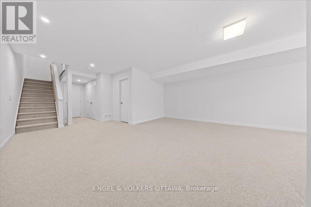 699 Honeydew Street, Ottawa, Ontario  K1X 0K5 - Photo 30 - X13575980