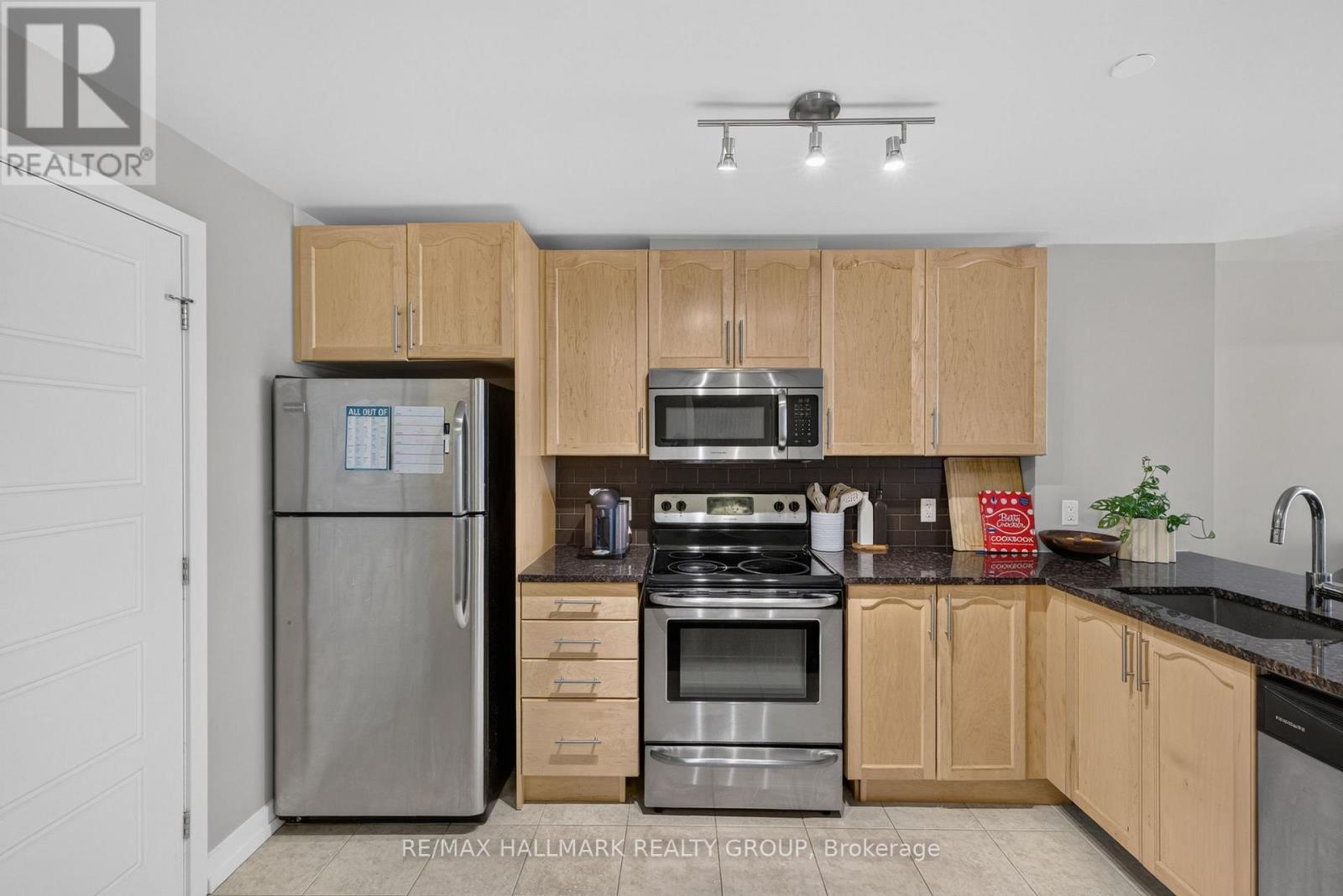 606 - 330 Titan Private, Ottawa, Ontario  K2G 1G3 - Photo 8 - X13576068