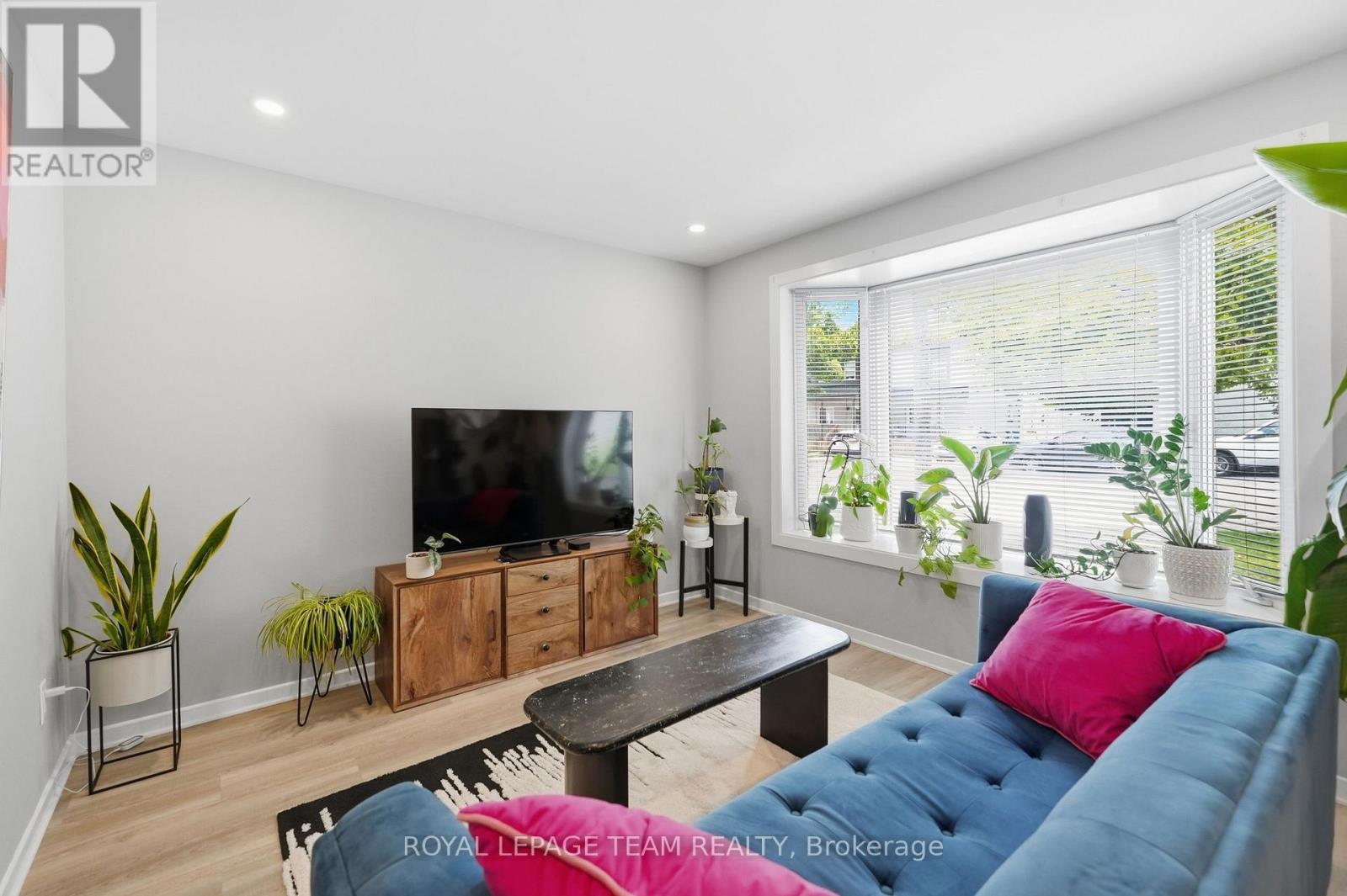 289 Montfort Street, Ottawa, Ontario  K1L 5N7 - Photo 10 - X13576142