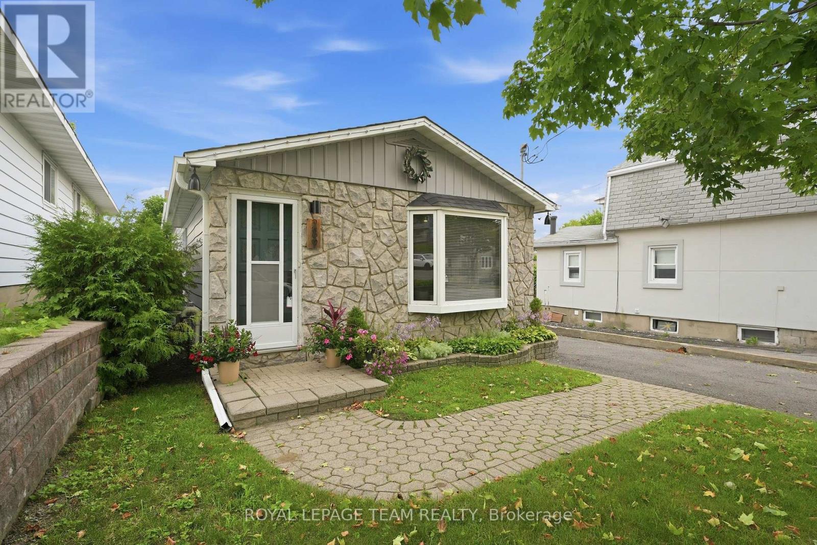 289 Montfort Street, Ottawa, Ontario  K1L 5N7 - Photo 2 - X13576142