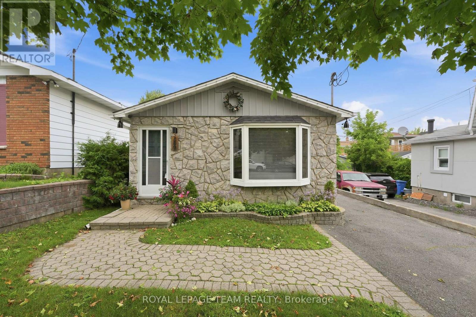 289 Montfort Street, Ottawa, Ontario  K1L 5N7 - Photo 3 - X13576142