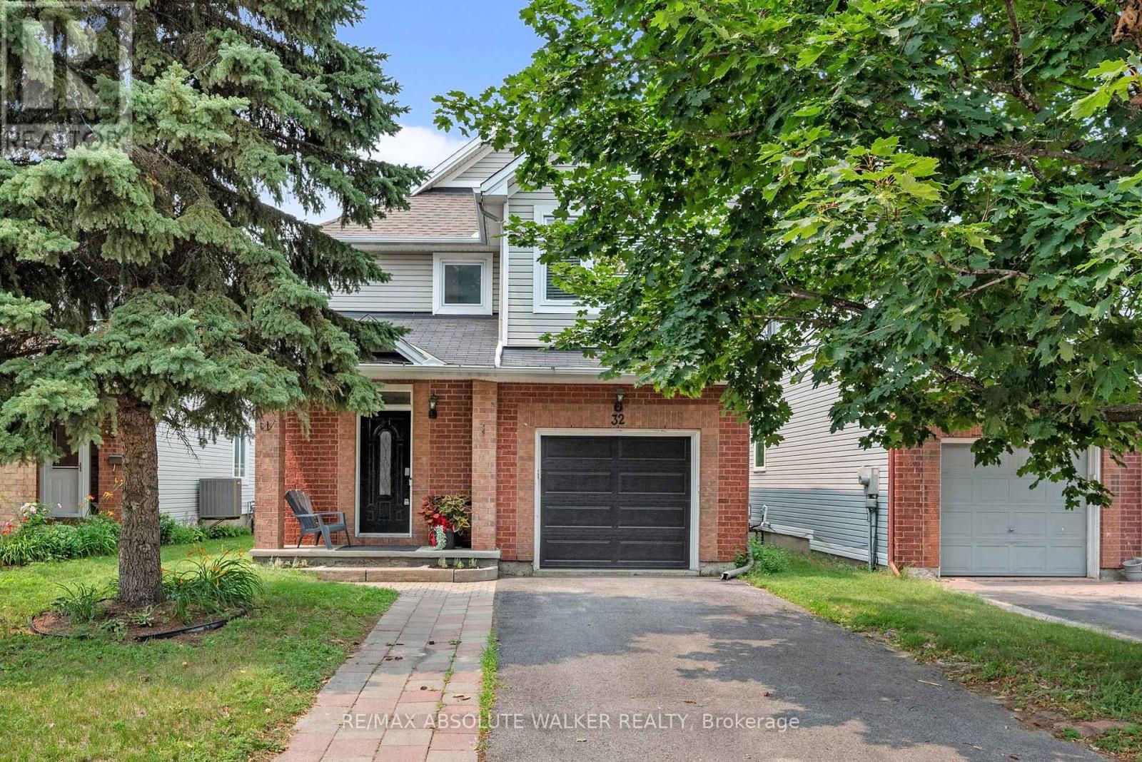 32 Roberge Crescent, Ottawa, Ontario  K2L 4G7 - Photo 1 - X13576230