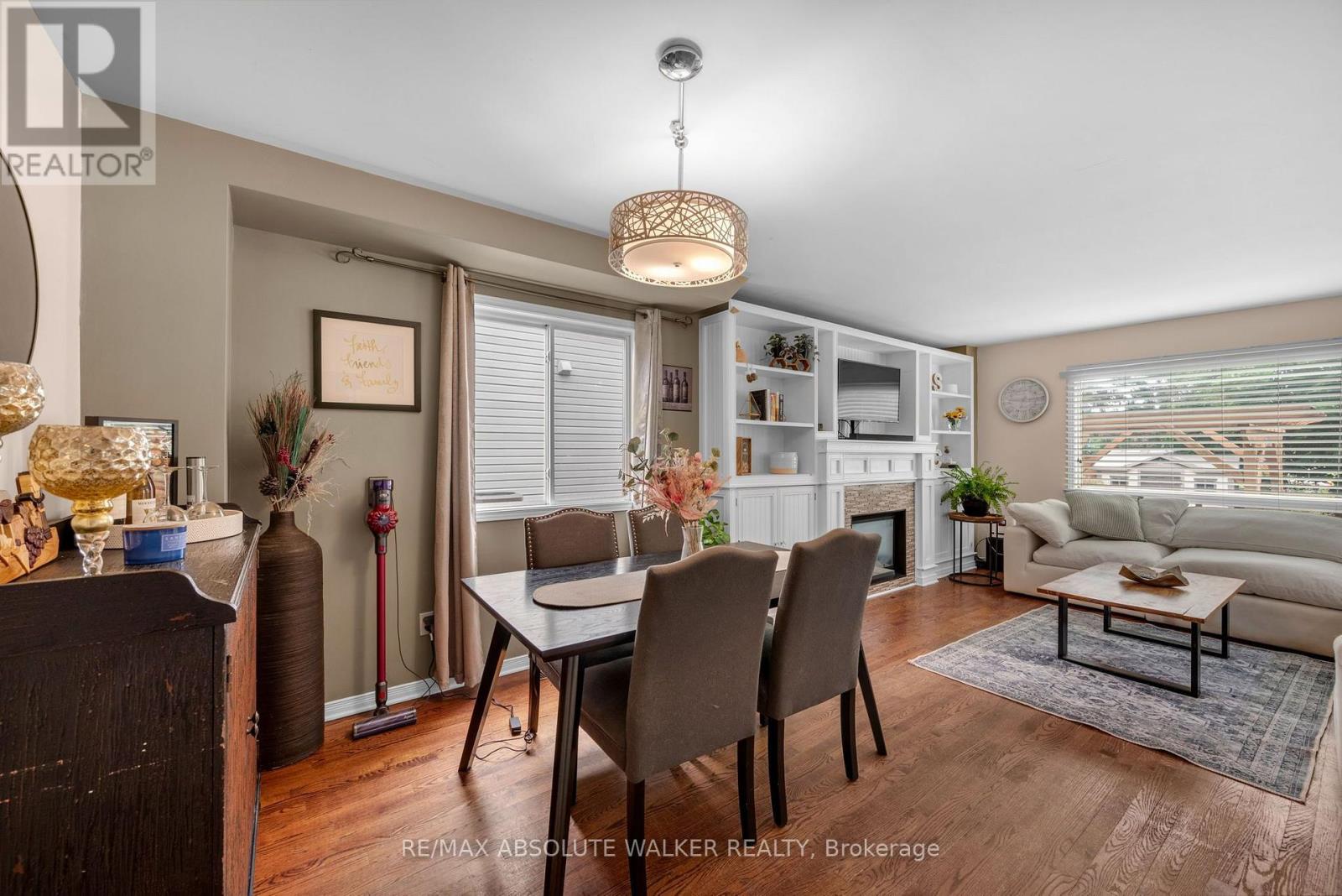 32 Roberge Crescent, Ottawa, Ontario  K2L 4G7 - Photo 4 - X13576230