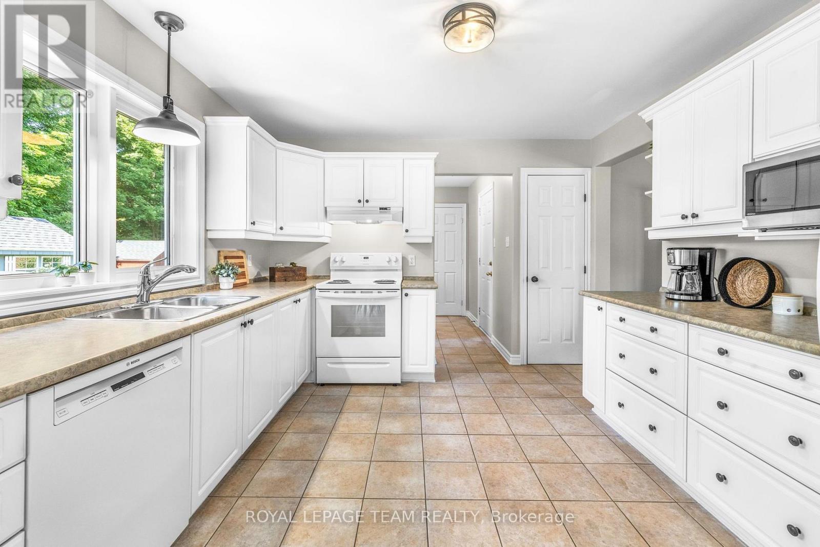 6503 Harvest Grove Drive, Ottawa, Ontario  K4P 1E8 - Photo 19 - X13576278