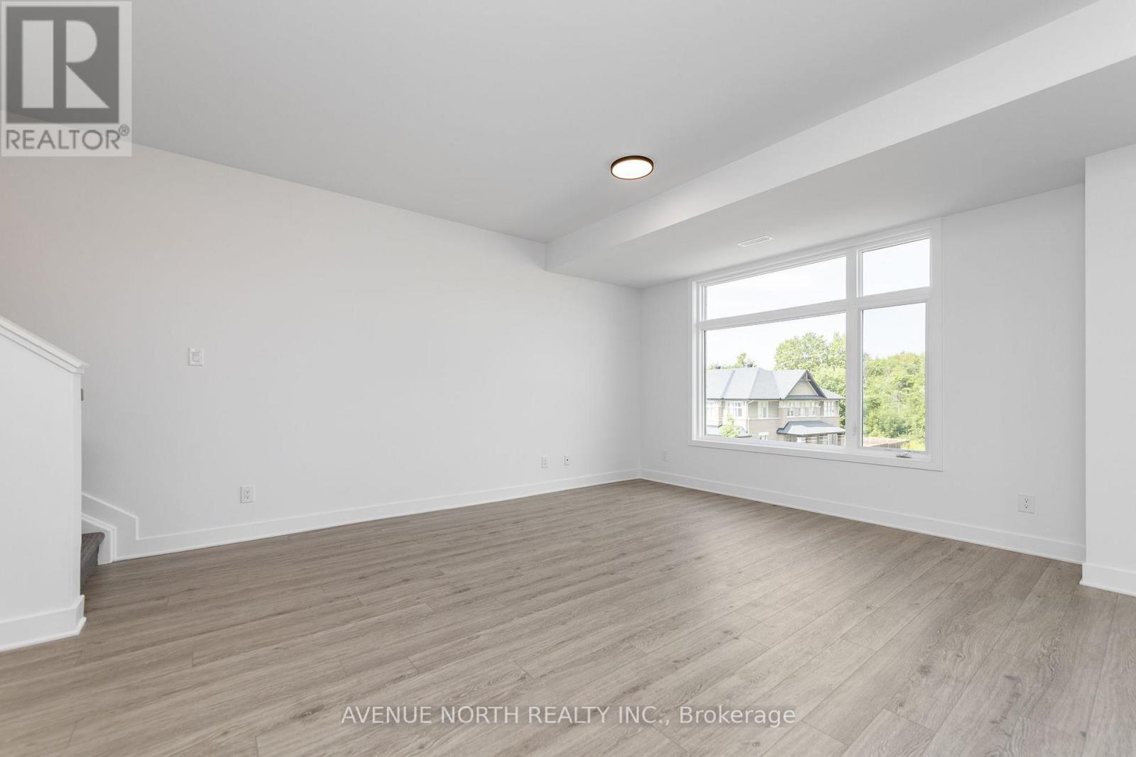 F - 1055 Cedar Creek Drive, Ottawa, Ontario  K1X 0G3 - Photo 13 - X13576462