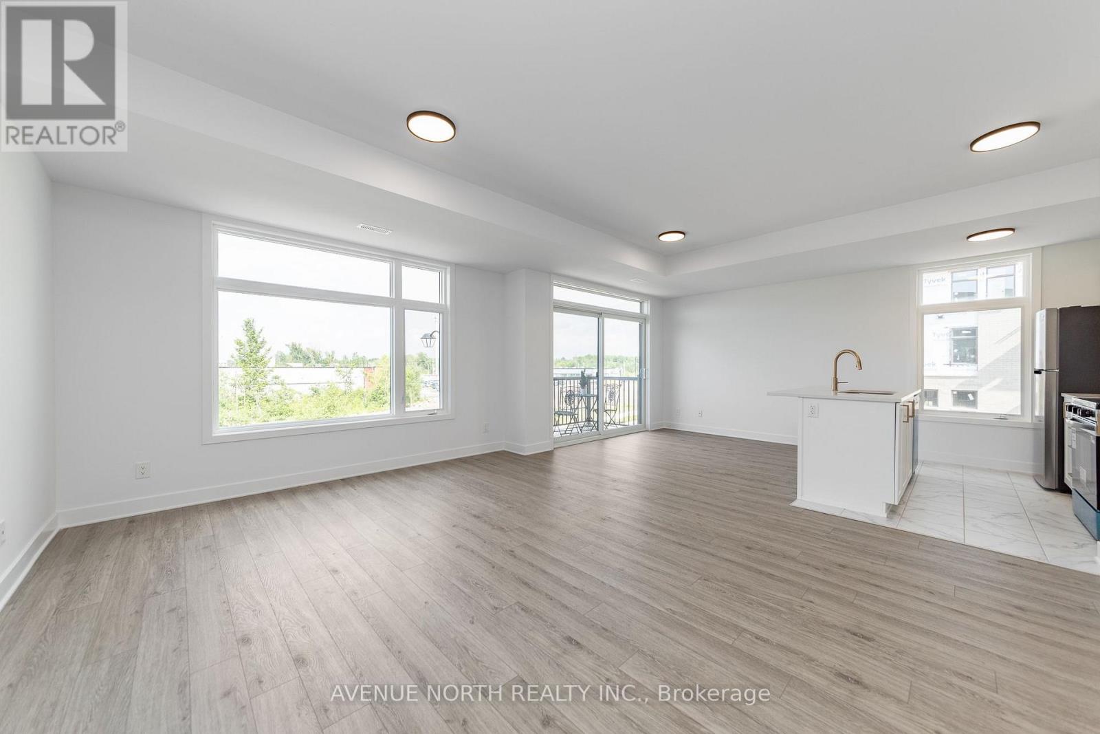 F - 1055 Cedar Creek Drive, Ottawa, Ontario  K1X 0G3 - Photo 4 - X13576462
