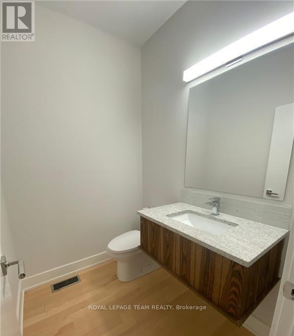 287 Kirchoffer Avenue, Ottawa, Ontario  K2A 1Y1 - Photo 10 - X13576466