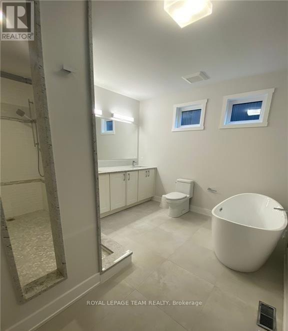 287 Kirchoffer Avenue, Ottawa, Ontario  K2A 1Y1 - Photo 13 - X13576466