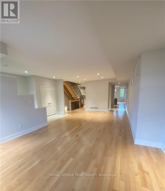 287 Kirchoffer Avenue, Ottawa, Ontario  K2A 1Y1 - Photo 6 - X13576466