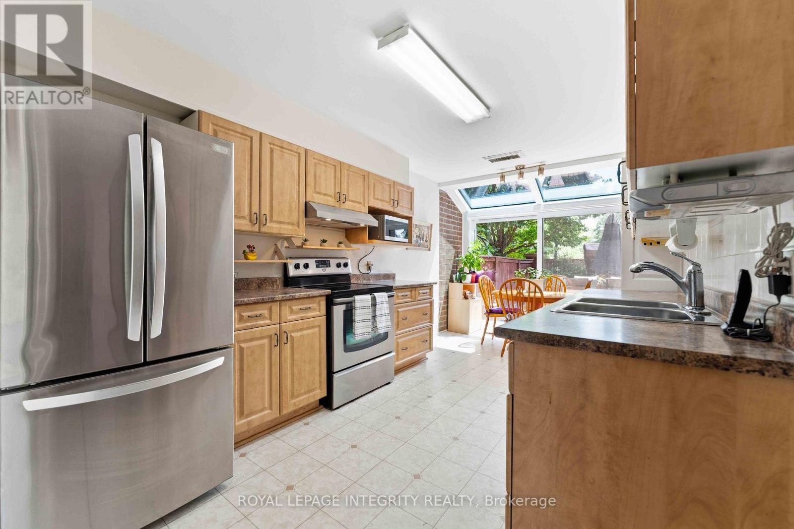 27 - 100 Hillside Drive, Ottawa, Ontario  K1K 4J1 - Photo 10 - X13576478