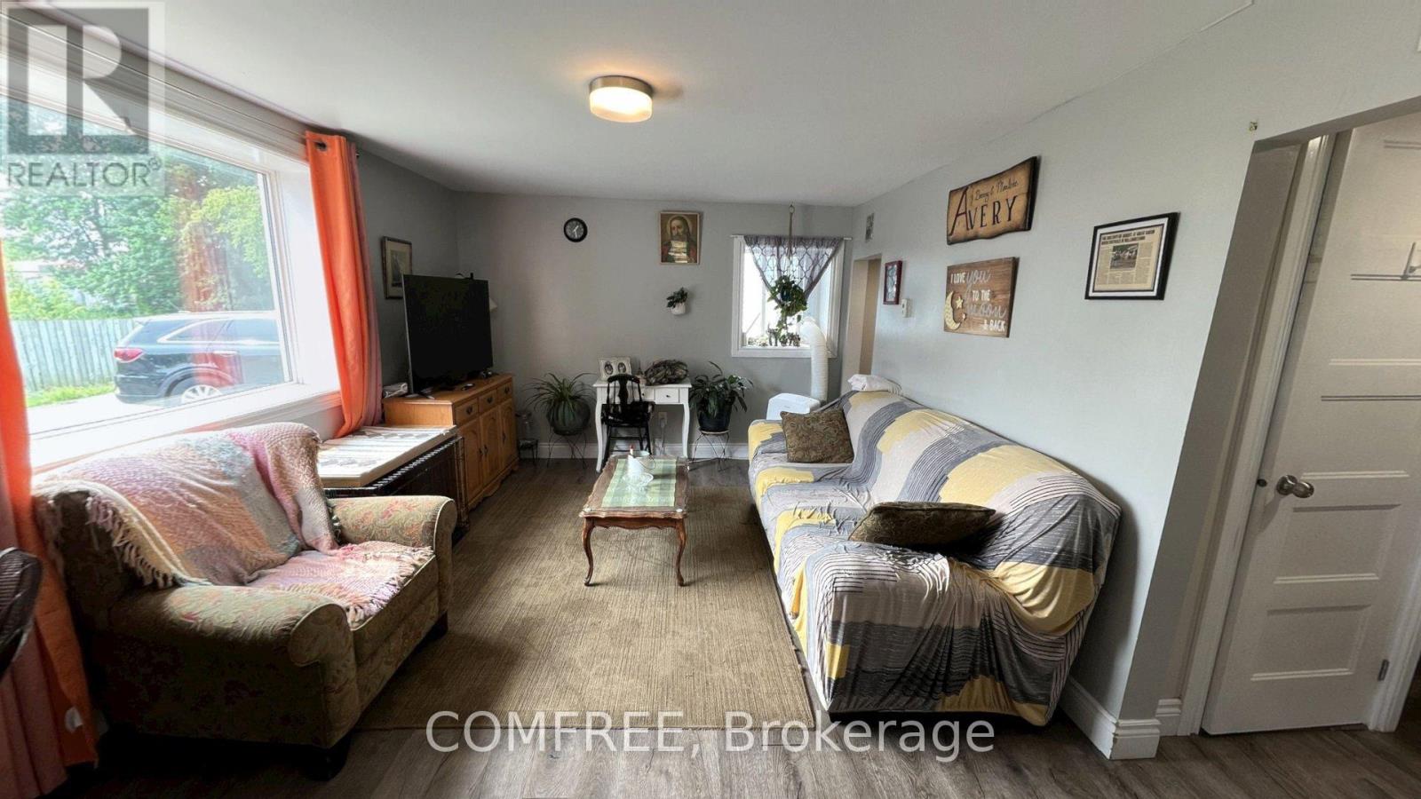 21 Monroe Avenue, Cornwall, Ontario  K6H 2N1 - Photo 2 - X13576730