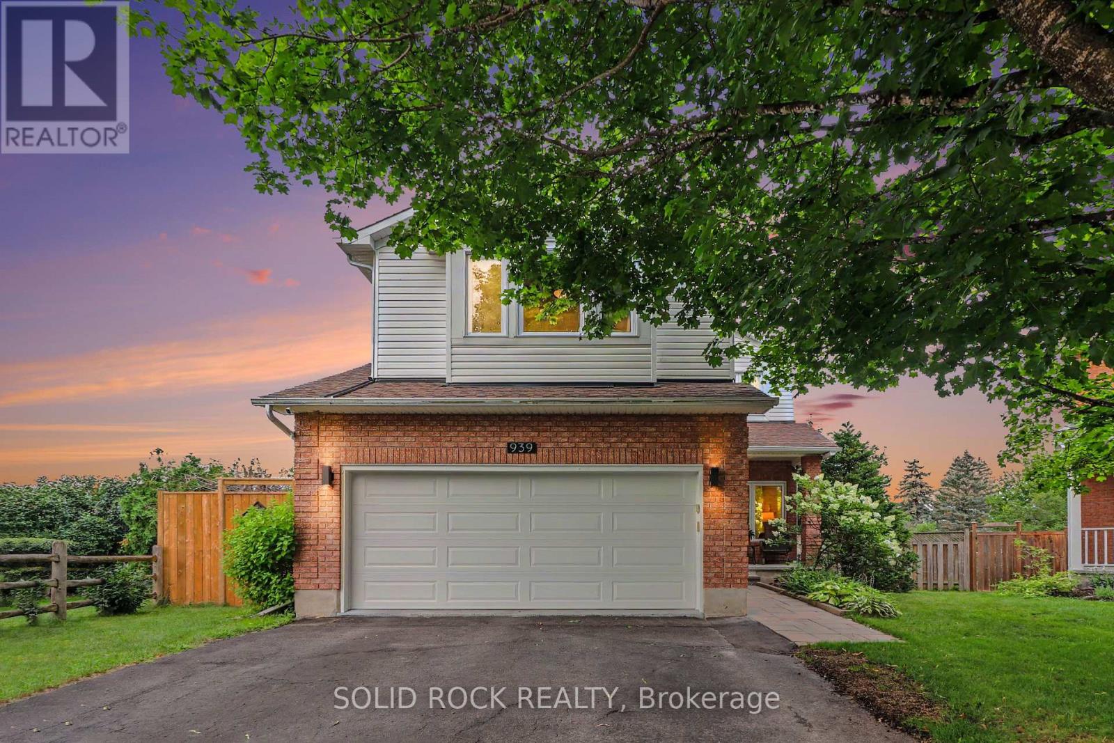 939 Como Crescent, Ottawa, Ontario  K4A 3Z7 - Photo 1 - X13576762