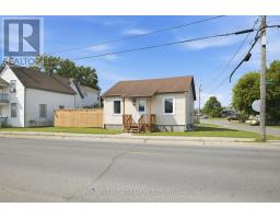 218 RIDEAU STREET, North Grenville, Ontario