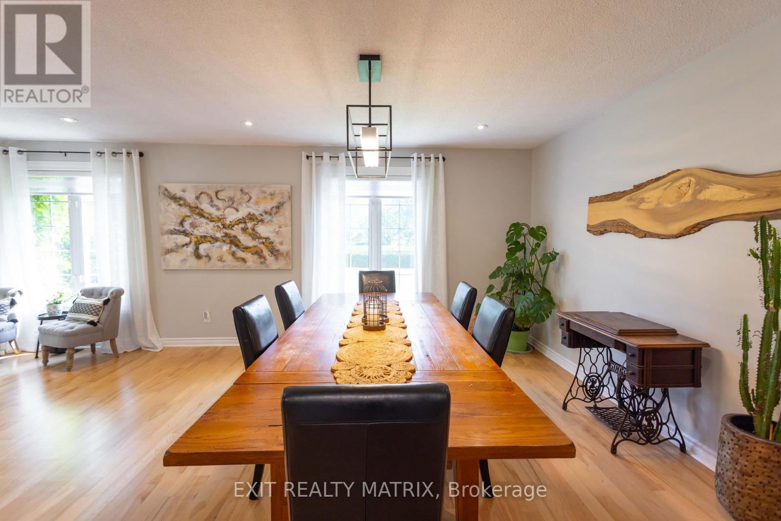 8399 Rowan Drive, Ottawa, Ontario  K0A 2P0 - Photo 5 - X13577094