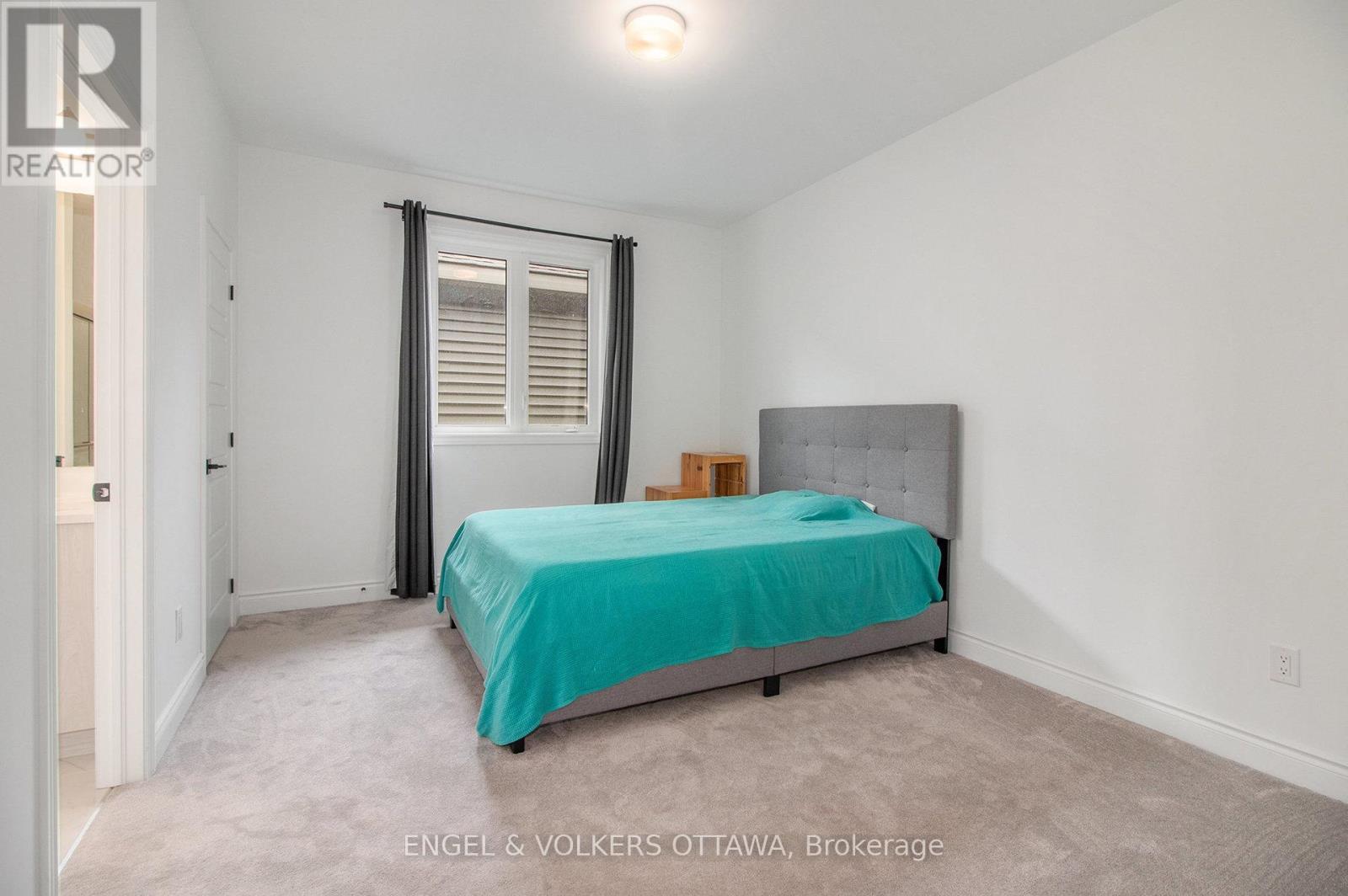 1031 Curraglass Walk, Ottawa, Ontario  K2S 3A4 - Photo 19 - X13577114